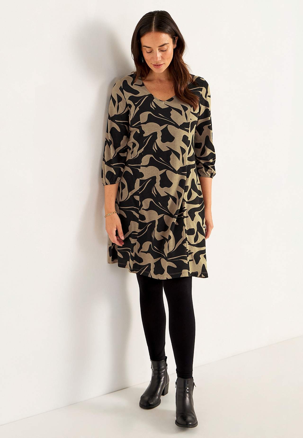 Jerseykleid mit Prinzess-Schnitt