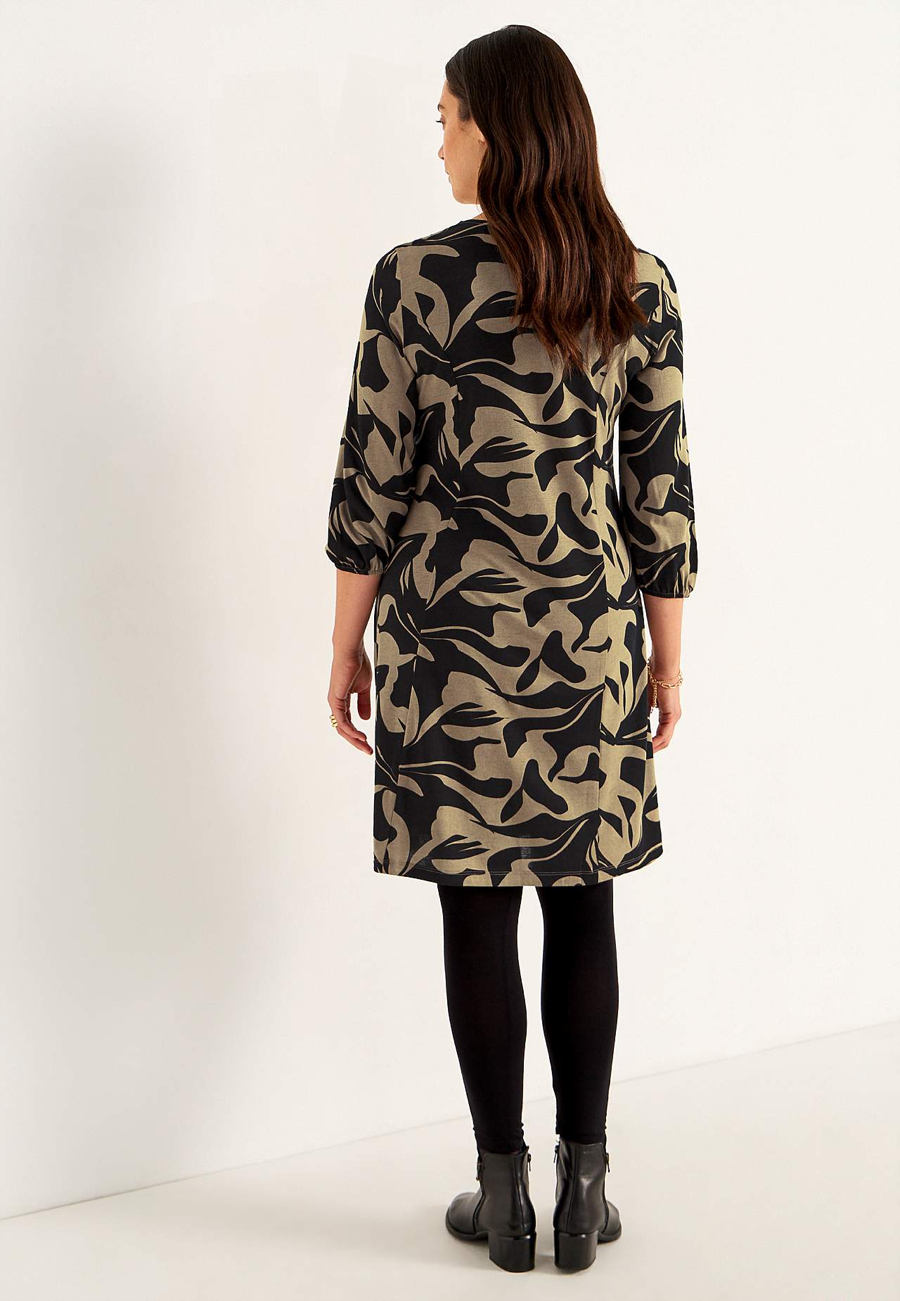 Jerseykleid mit Prinzess-Schnitt