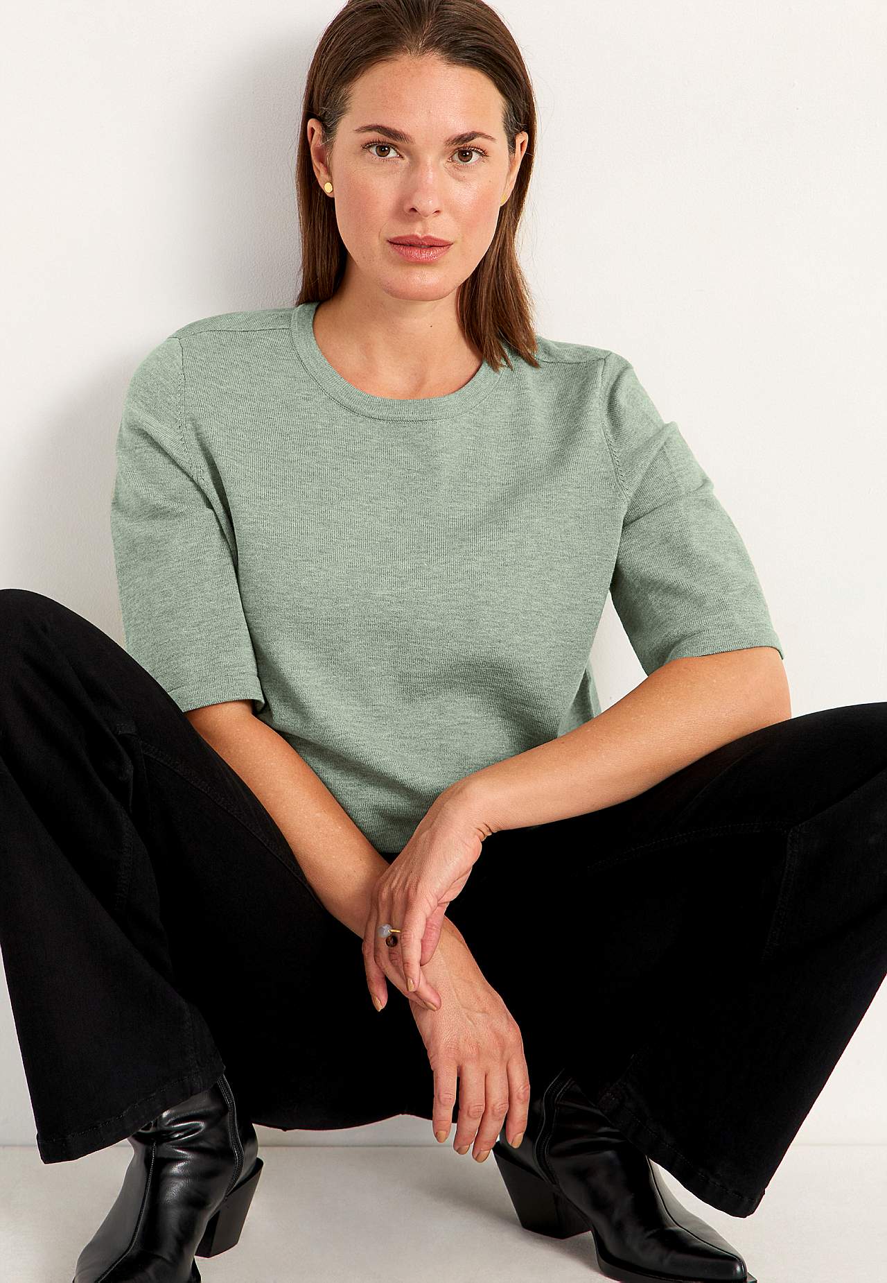 Kurzärmliger Feinstrickpullover
