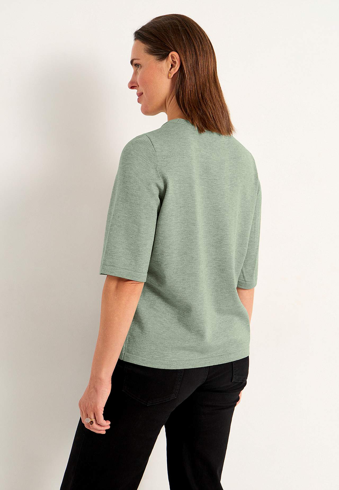 Kurzärmliger Feinstrickpullover