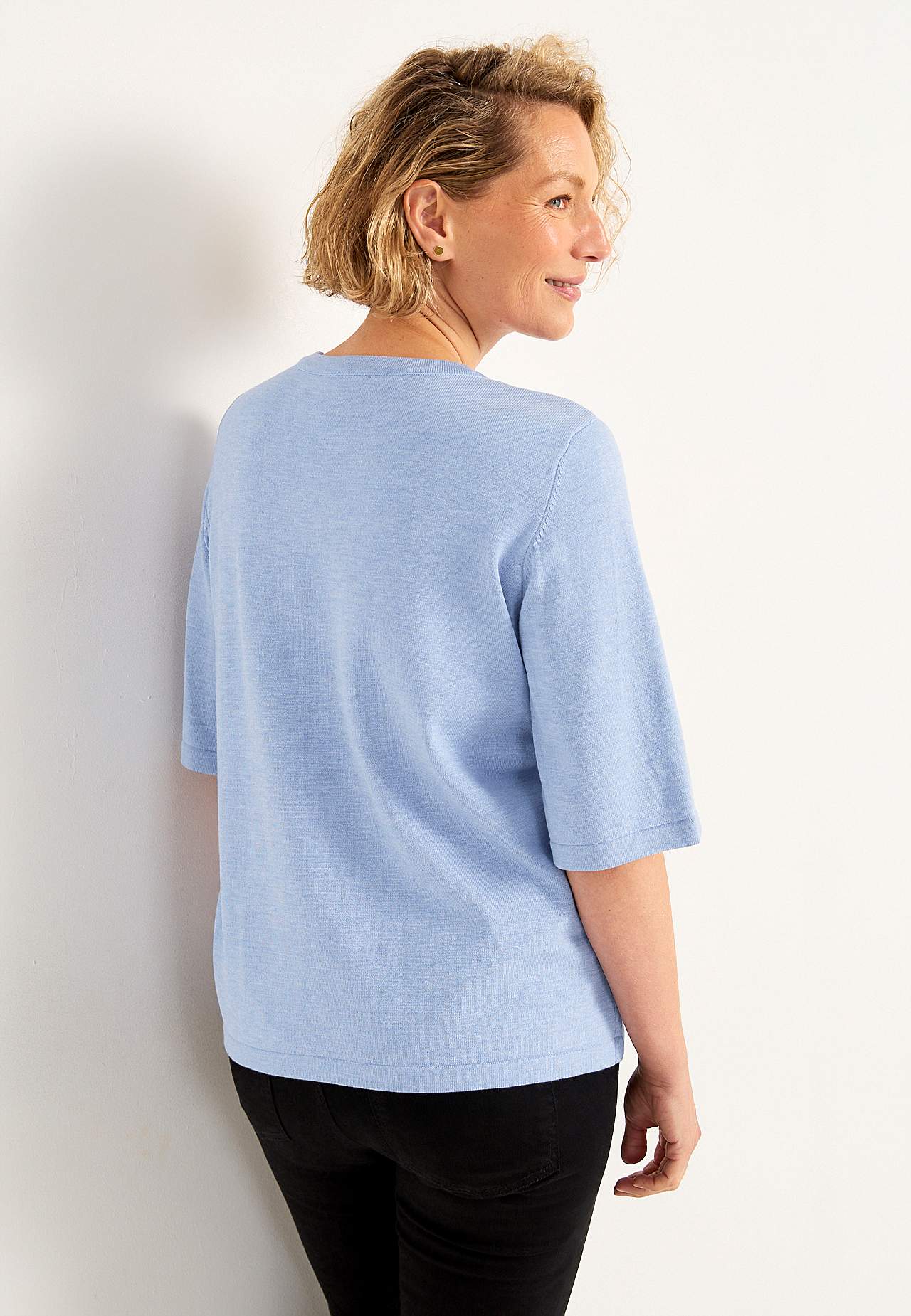 Kurzärmliger Feinstrickpullover