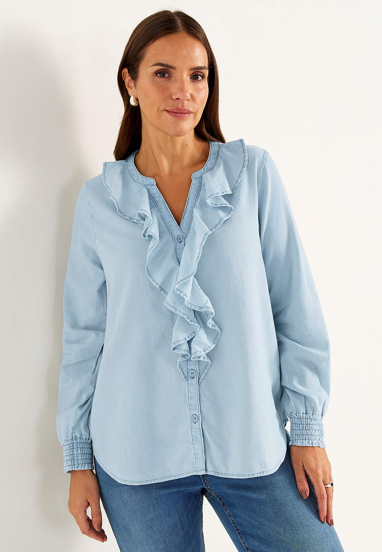 Bluse mit Rüschen aus Denim