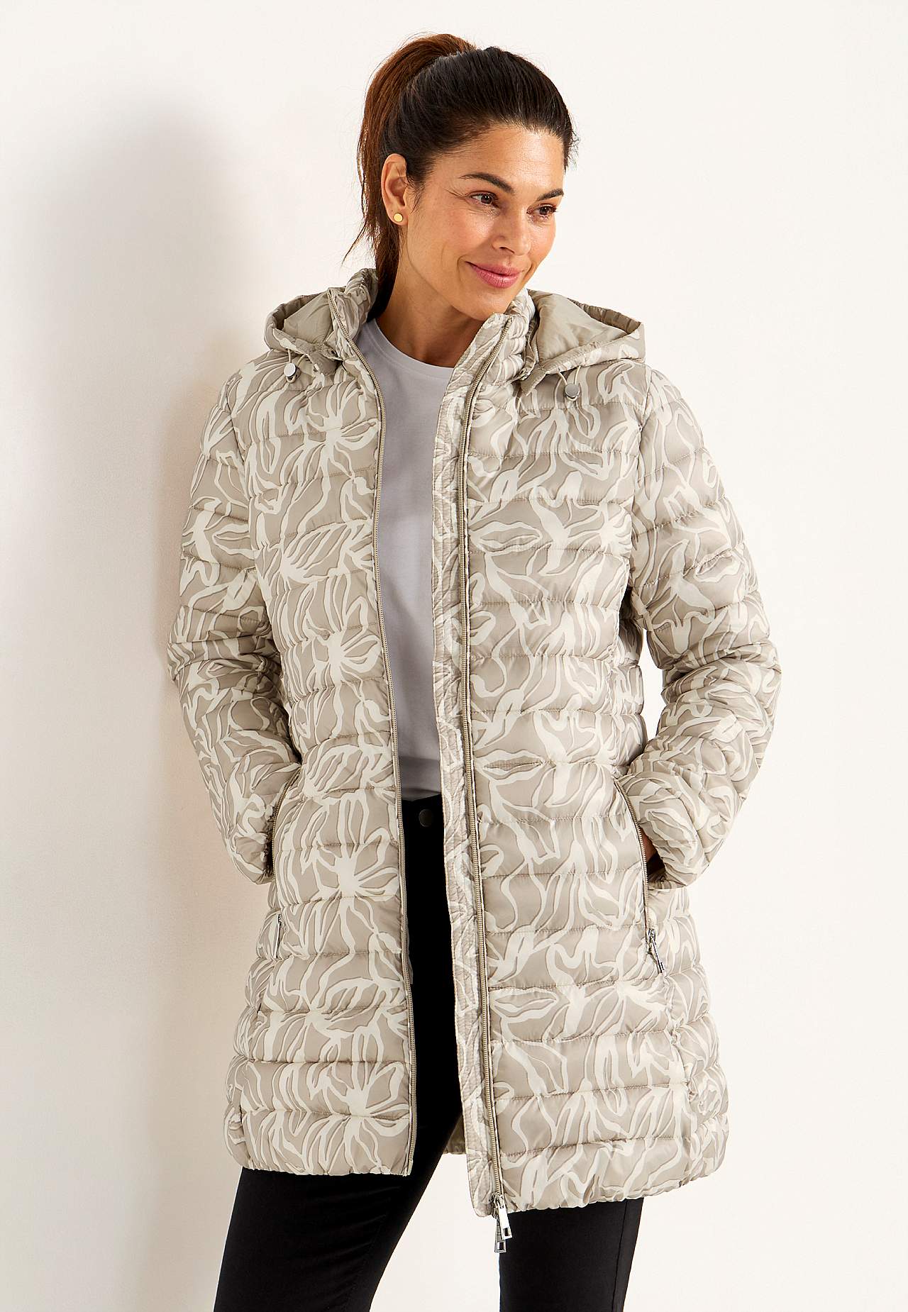 Gesteppte, gemusterte leichte Jacke