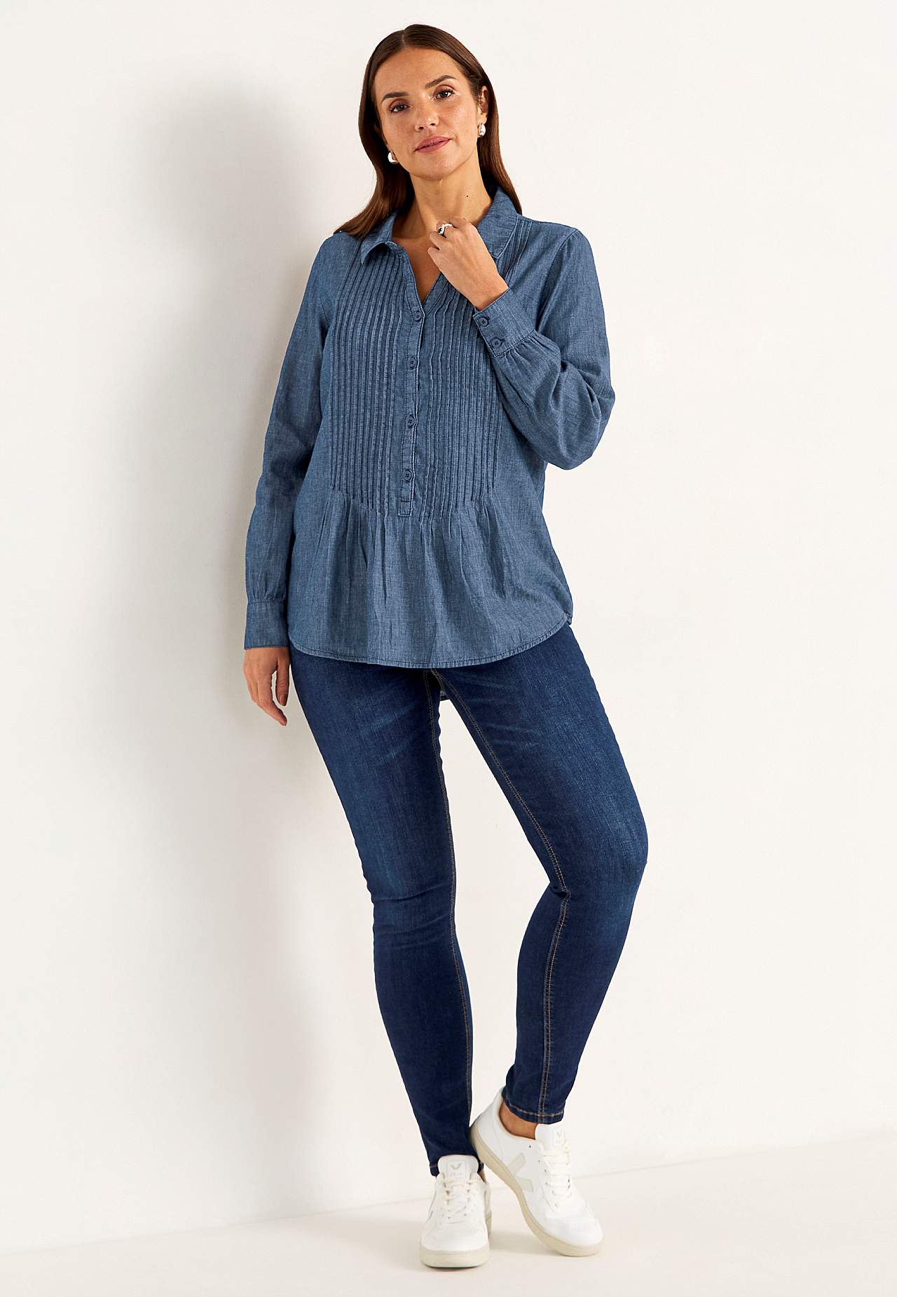 Jeansbluse mit genähten Falten