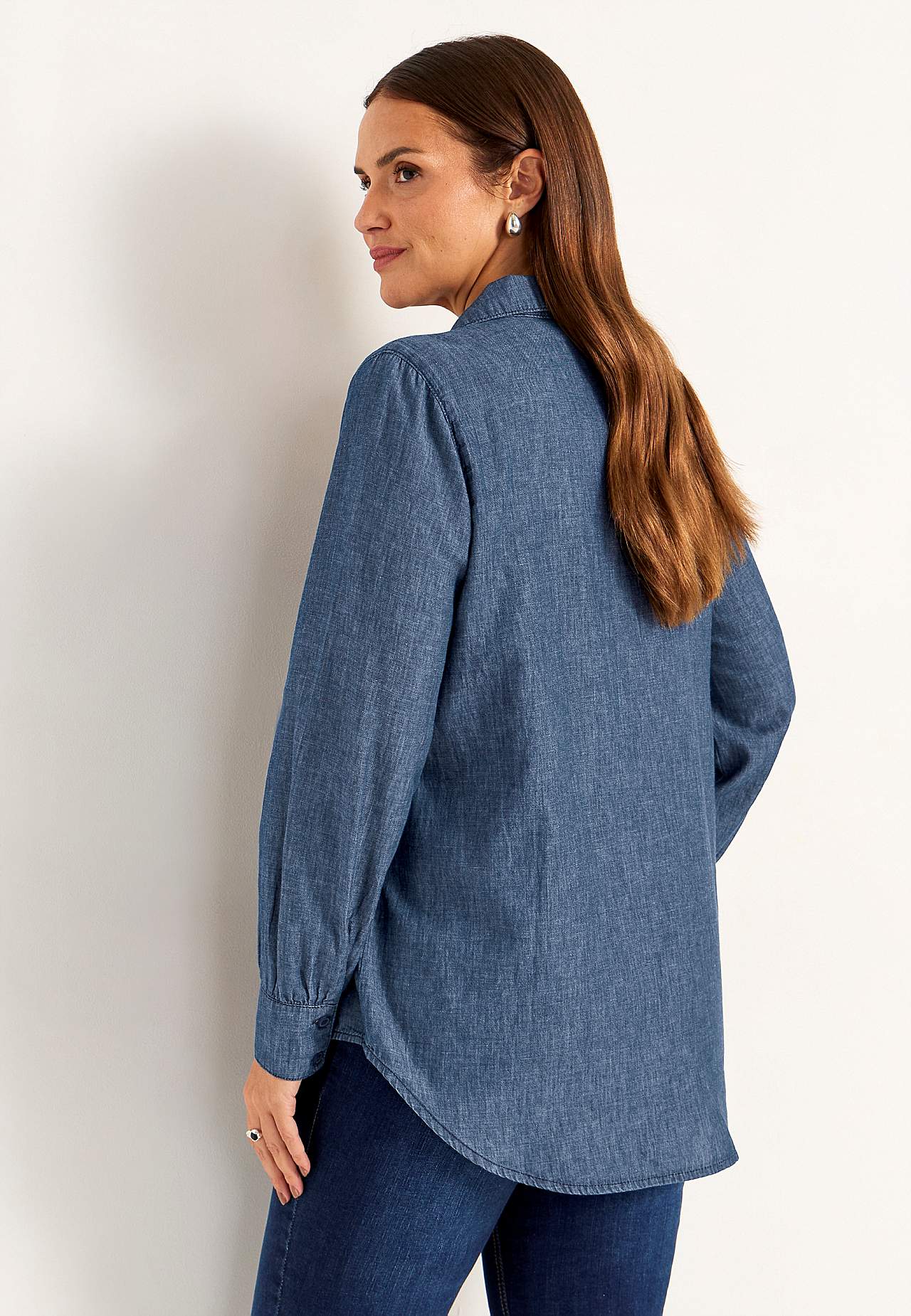 Jeansbluse mit genähten Falten