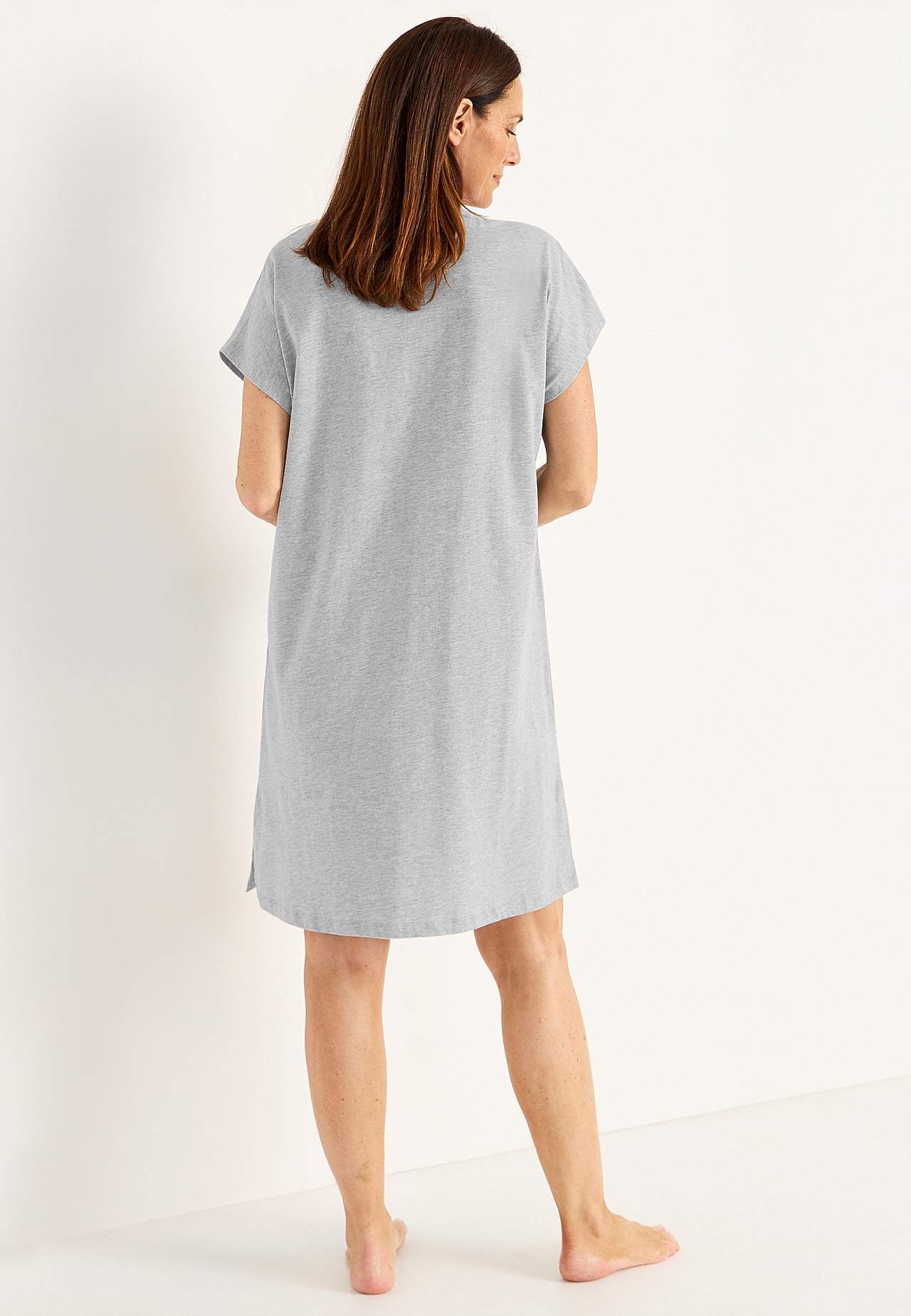 Kurzärmliges Nachtkleid