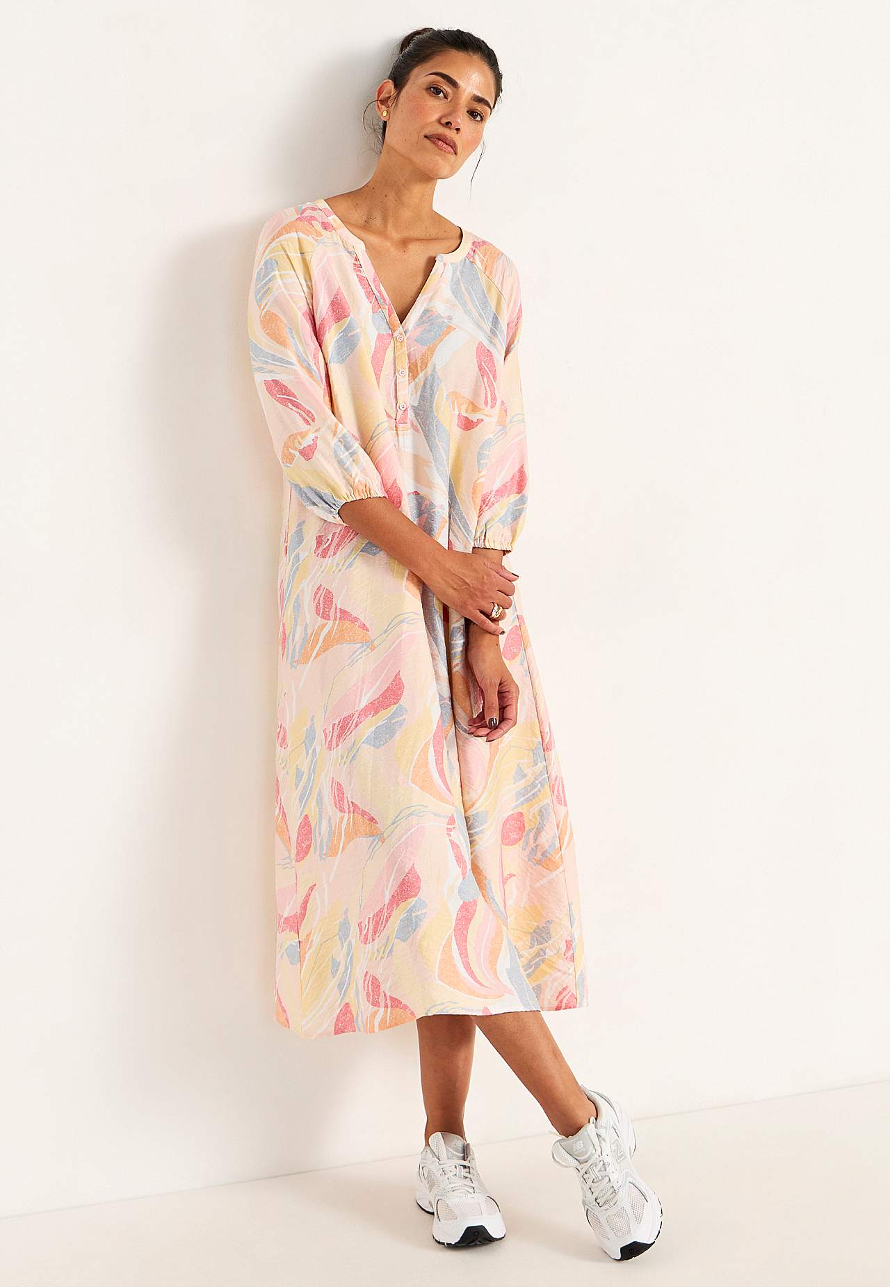 Gewebtes Kleid mit Struktur