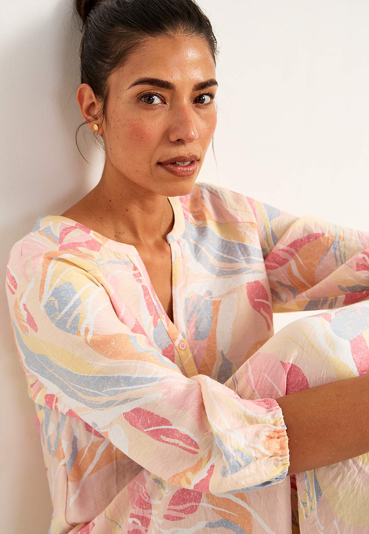 Gewebtes Kleid mit Struktur