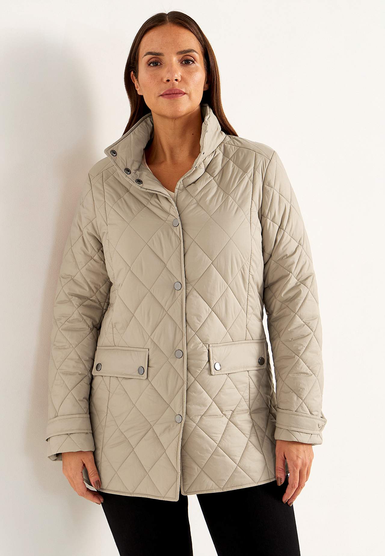Gesteppte Jacke mit Druckknöpfen
