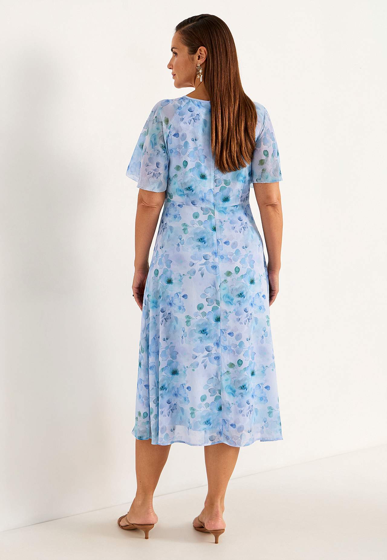 Blumiges Chiffon-Kleid