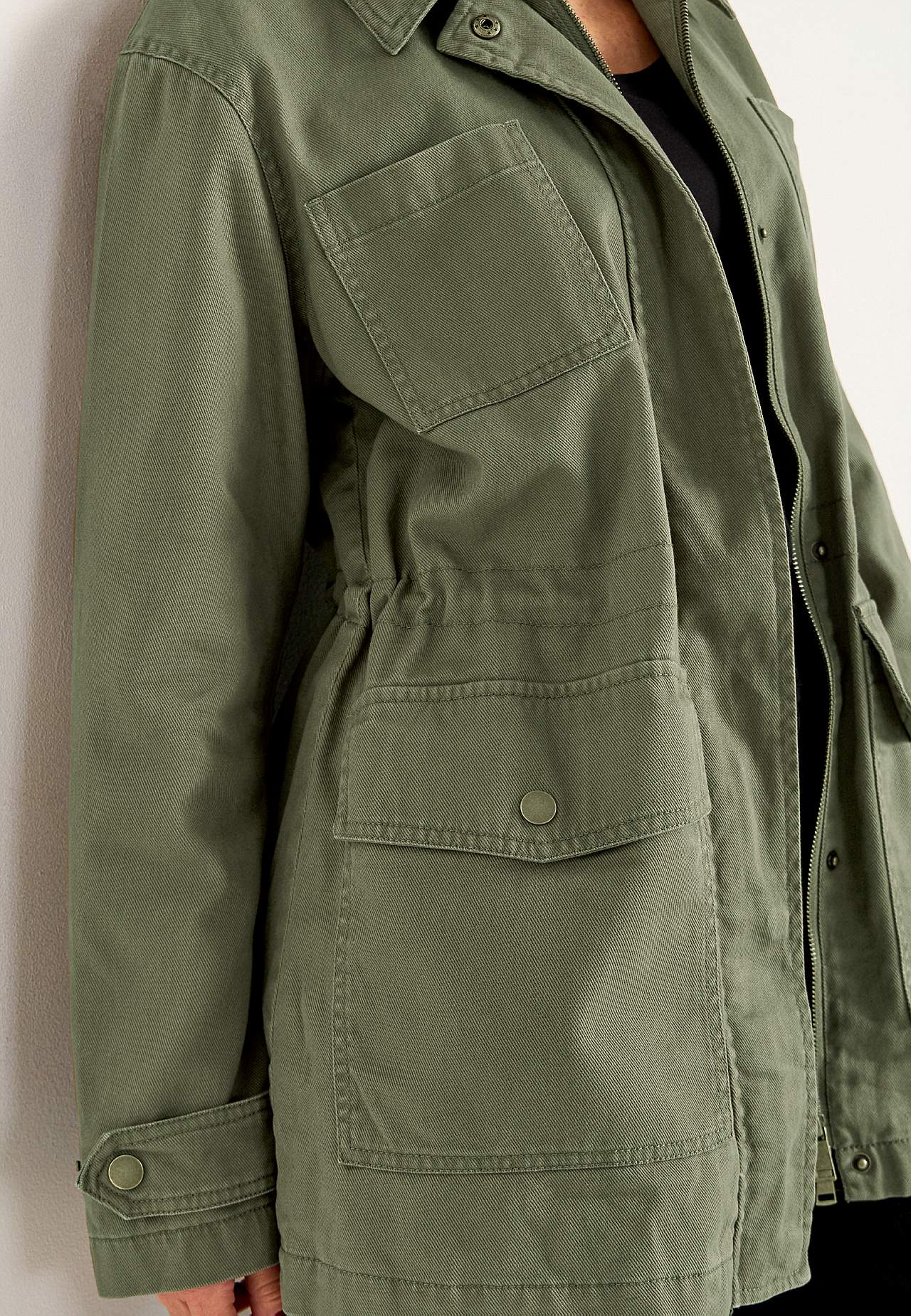 Jeansjacke mit Reißverschluss