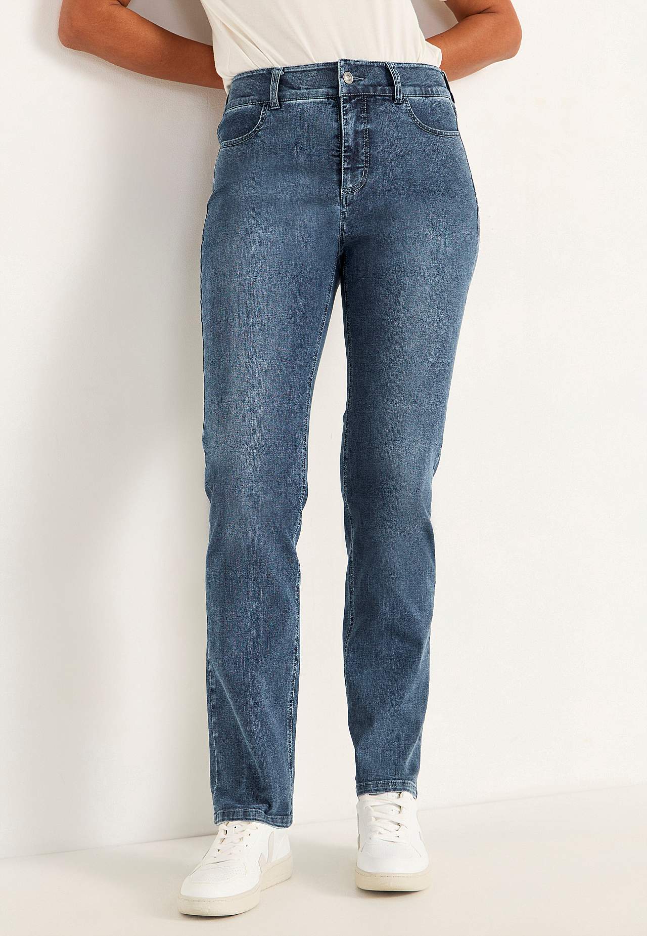 Gerade Jeans aus superstretch Denim