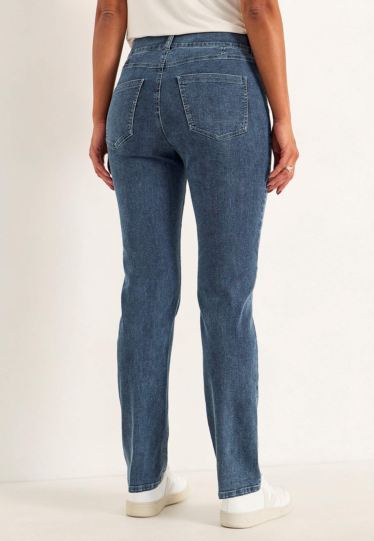 Gerade Jeans aus superstretch Denim
