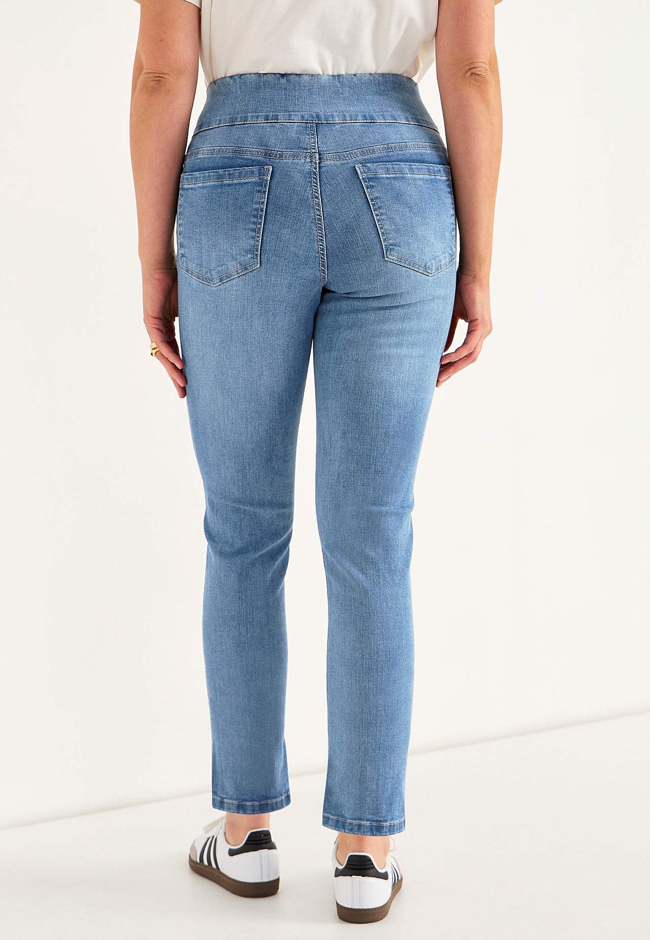 Super bequeme Knöcheljeans aus Denim