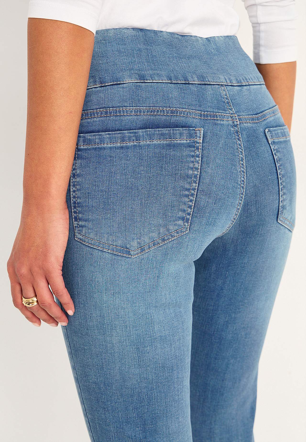 Super bequeme Knöcheljeans aus Denim