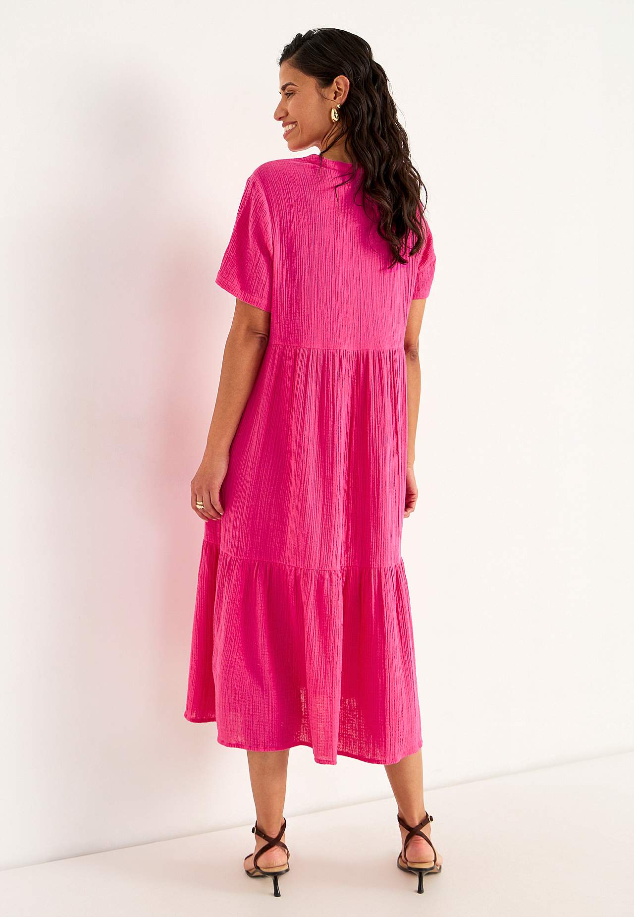 Kleid aus zerknitterter Baumwolle