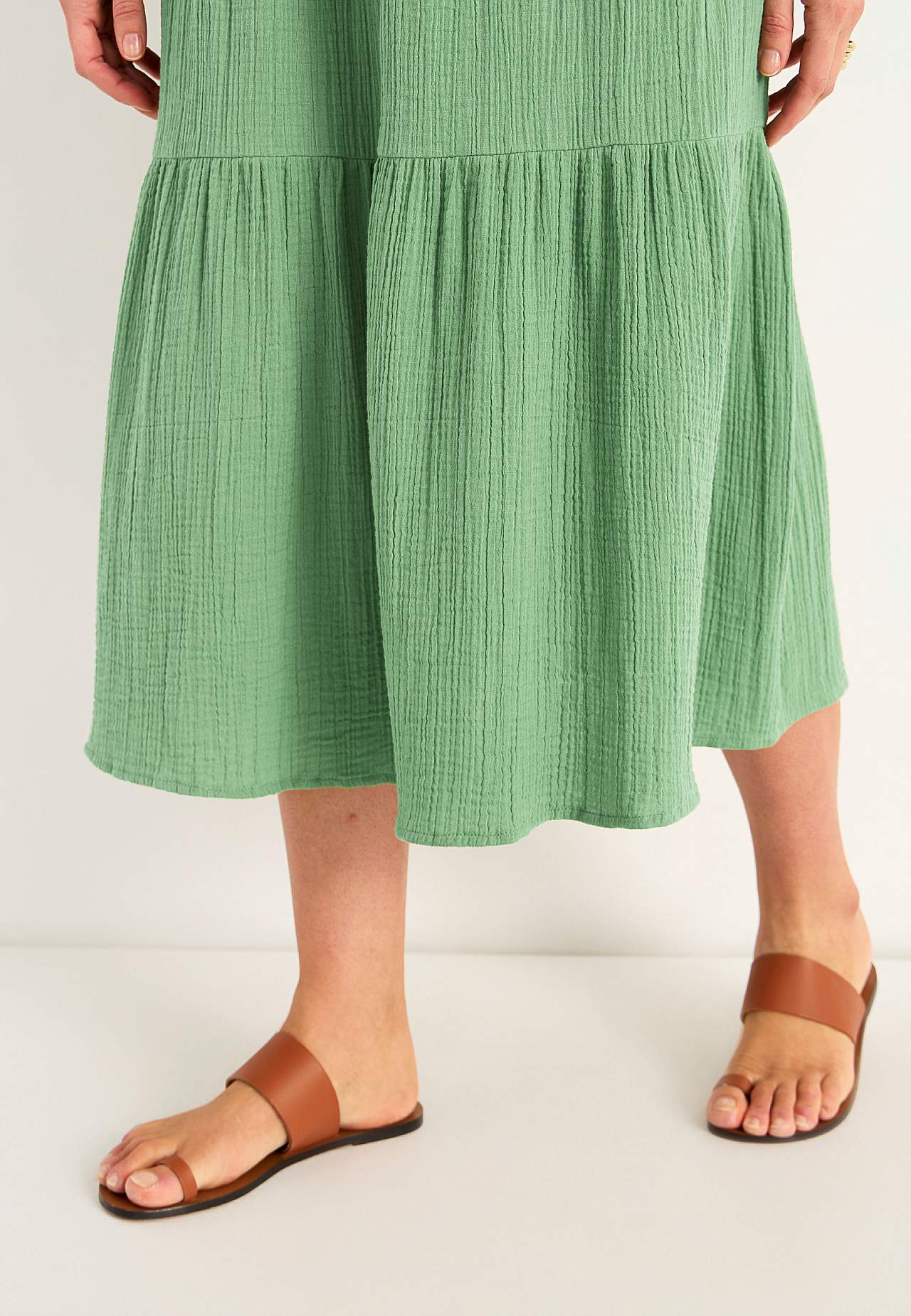 Kleid aus zerknitterter Baumwolle