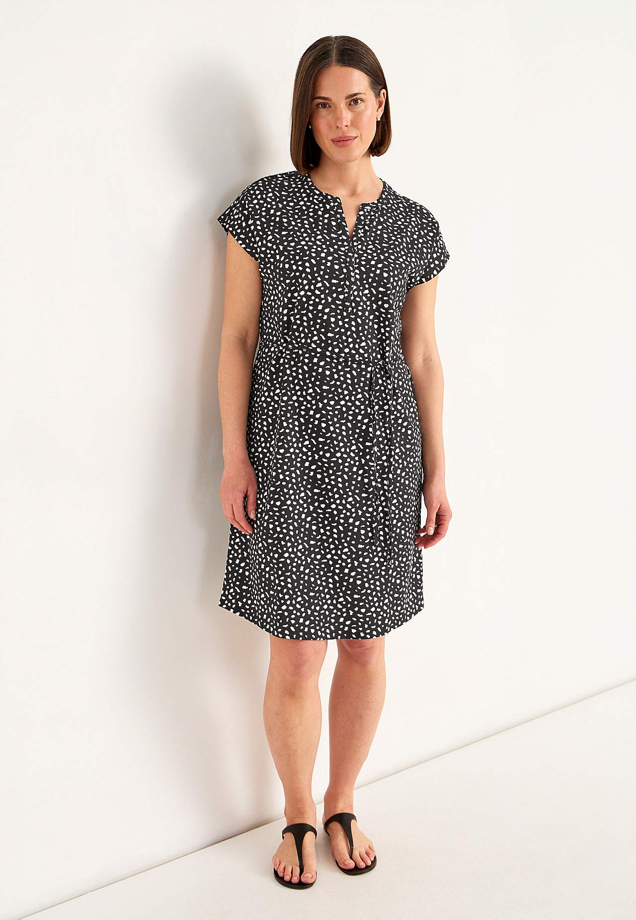 Jerseykleid mit Bindeband
