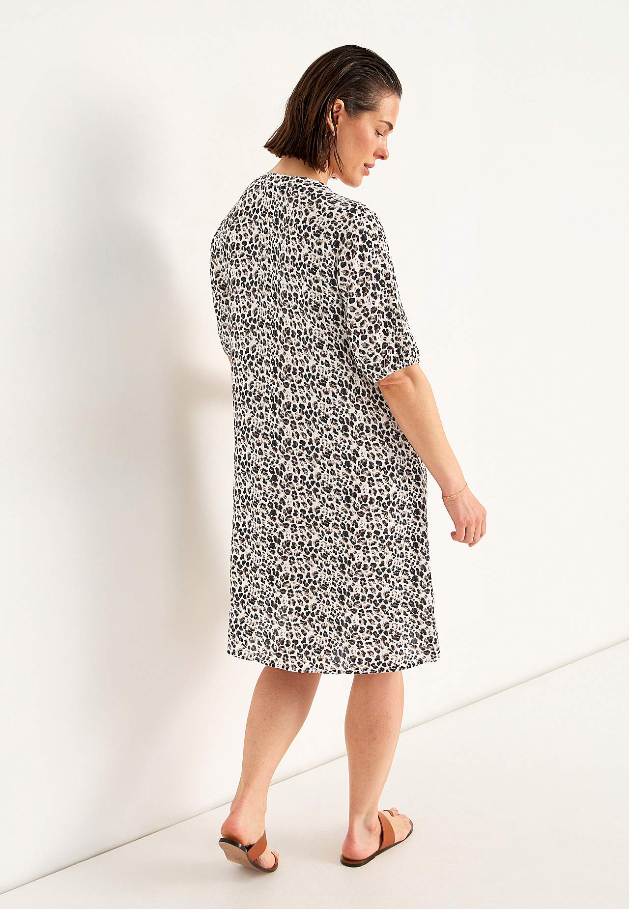 Kleid aus Viskose-Krepp