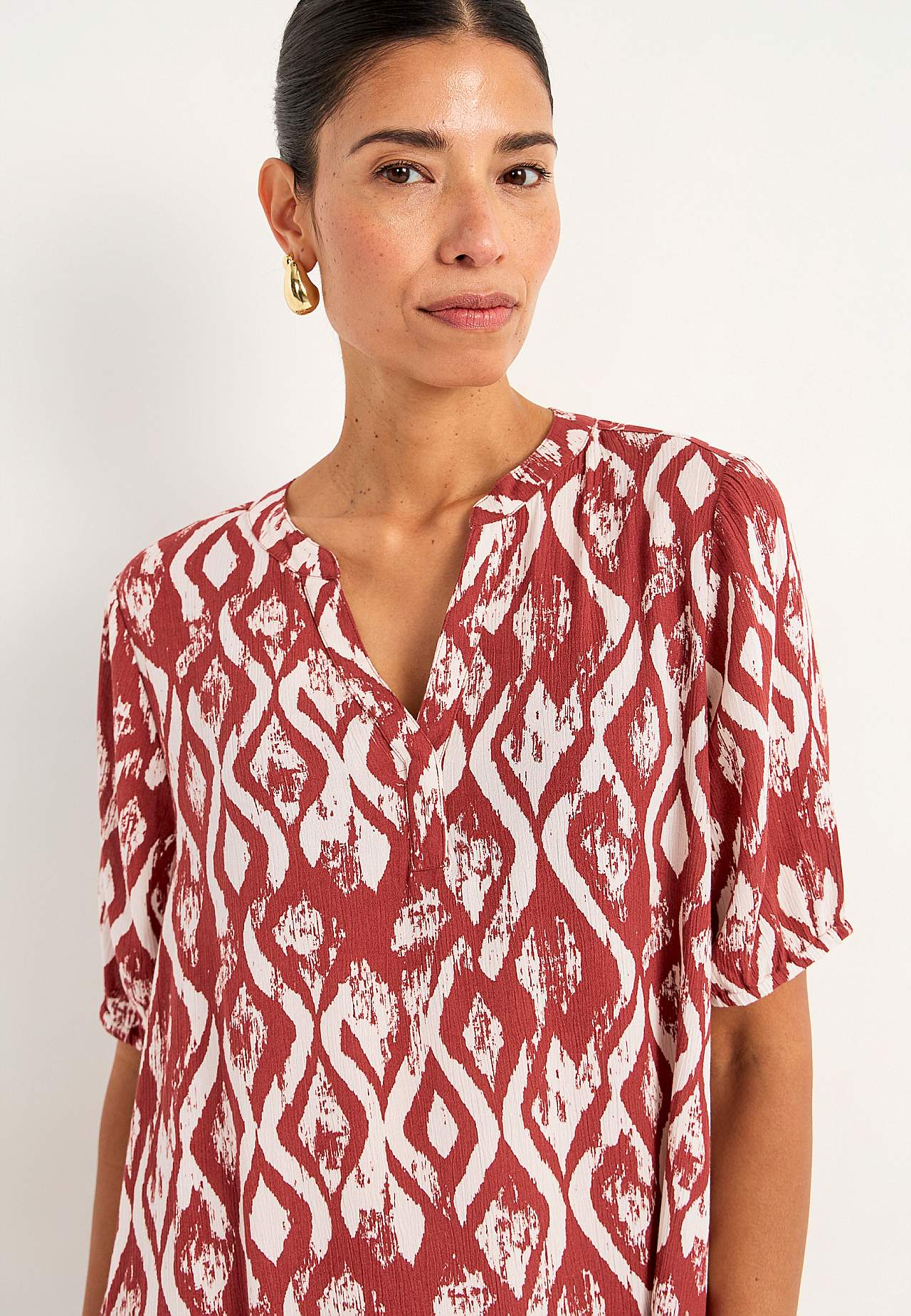 Kleid aus Viskose-Krepp