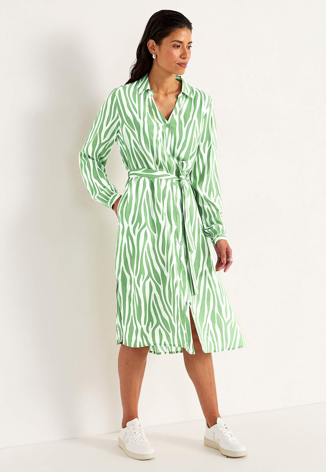 Gewebtes Kleid mit Taschen