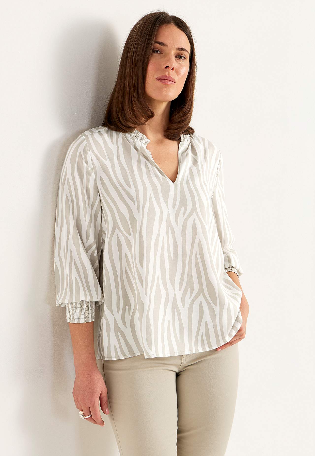 Gewebte, gemusterte Bluse