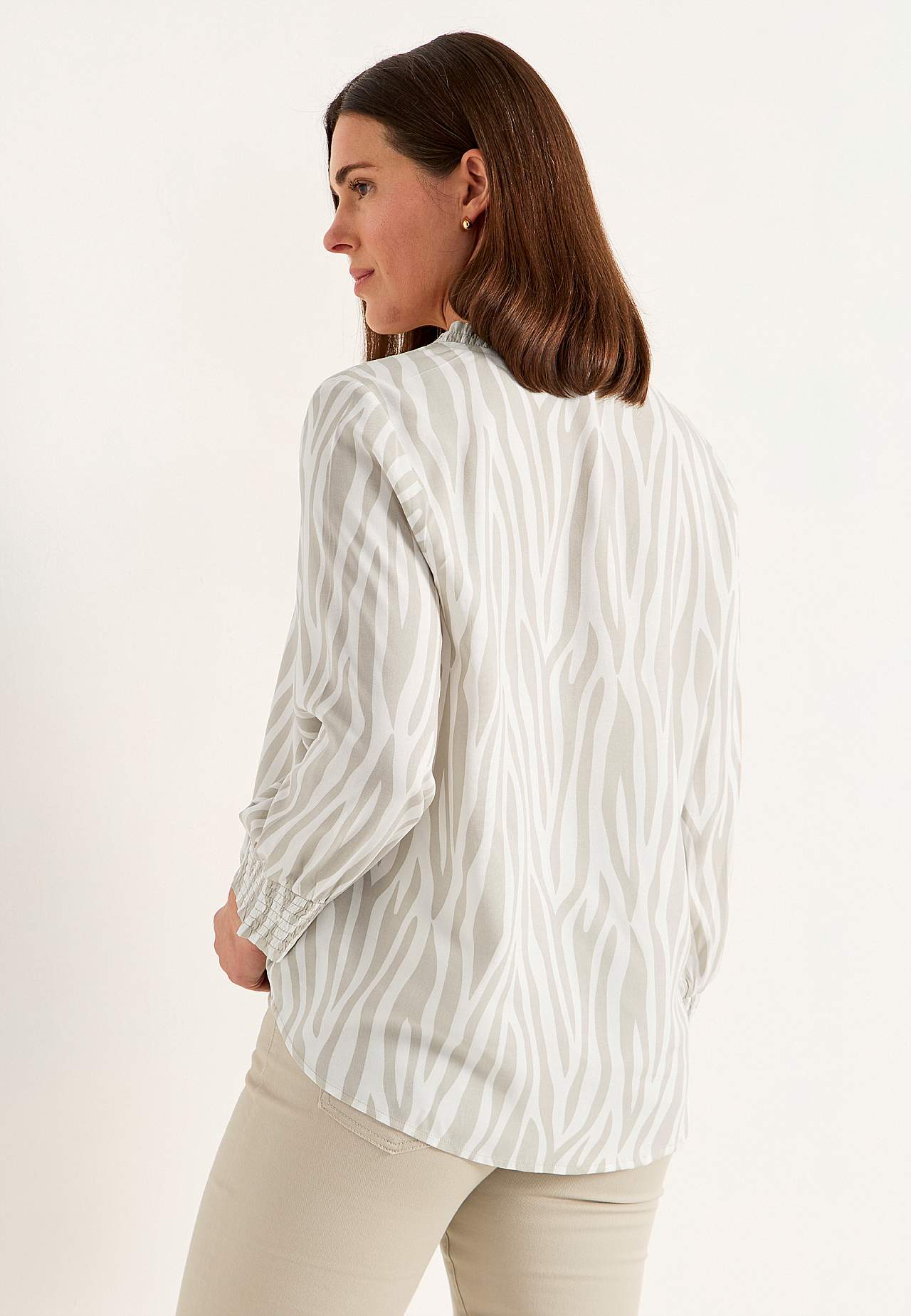 Gewebte, gemusterte Bluse