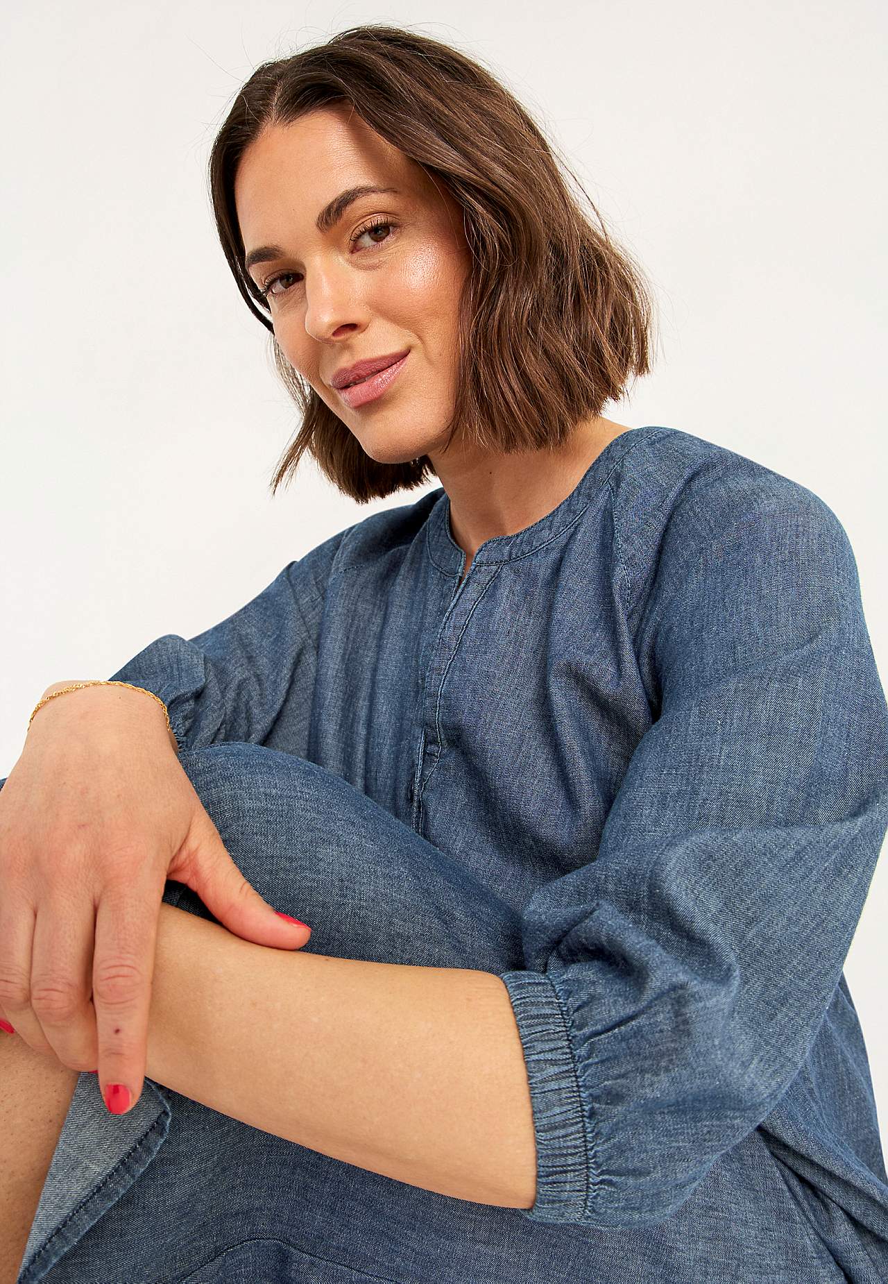 Jeanskleid mit Knöpfen
