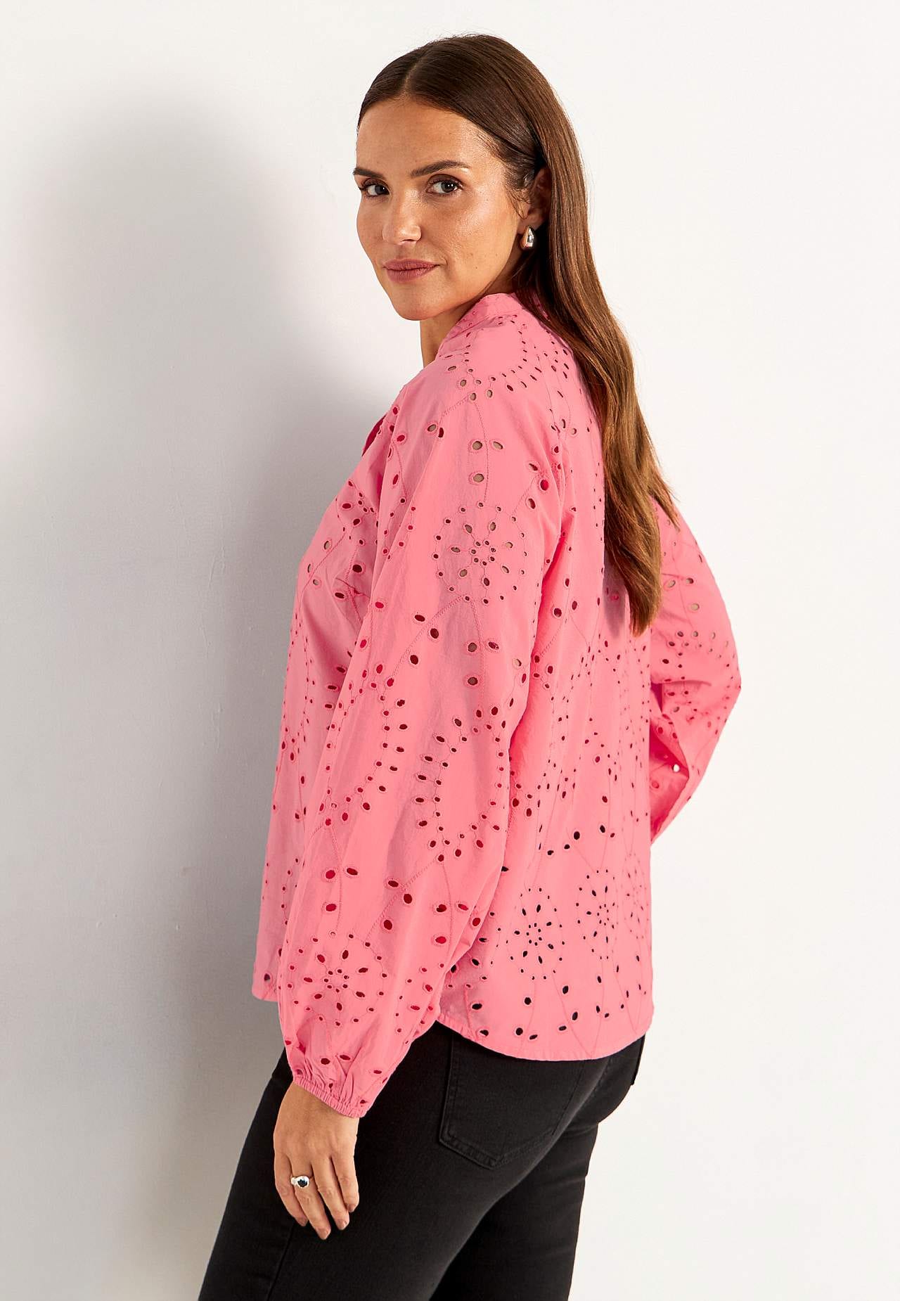Bluse mit Stickerei