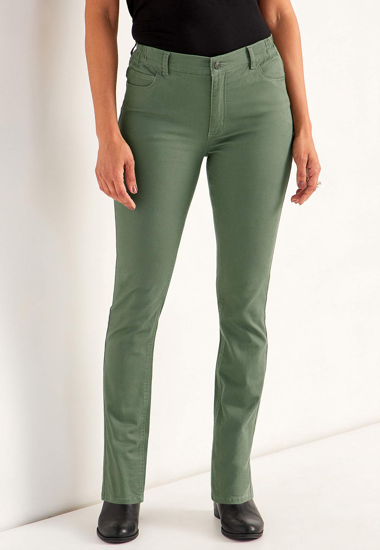 Jeans mit elastischem Bund
