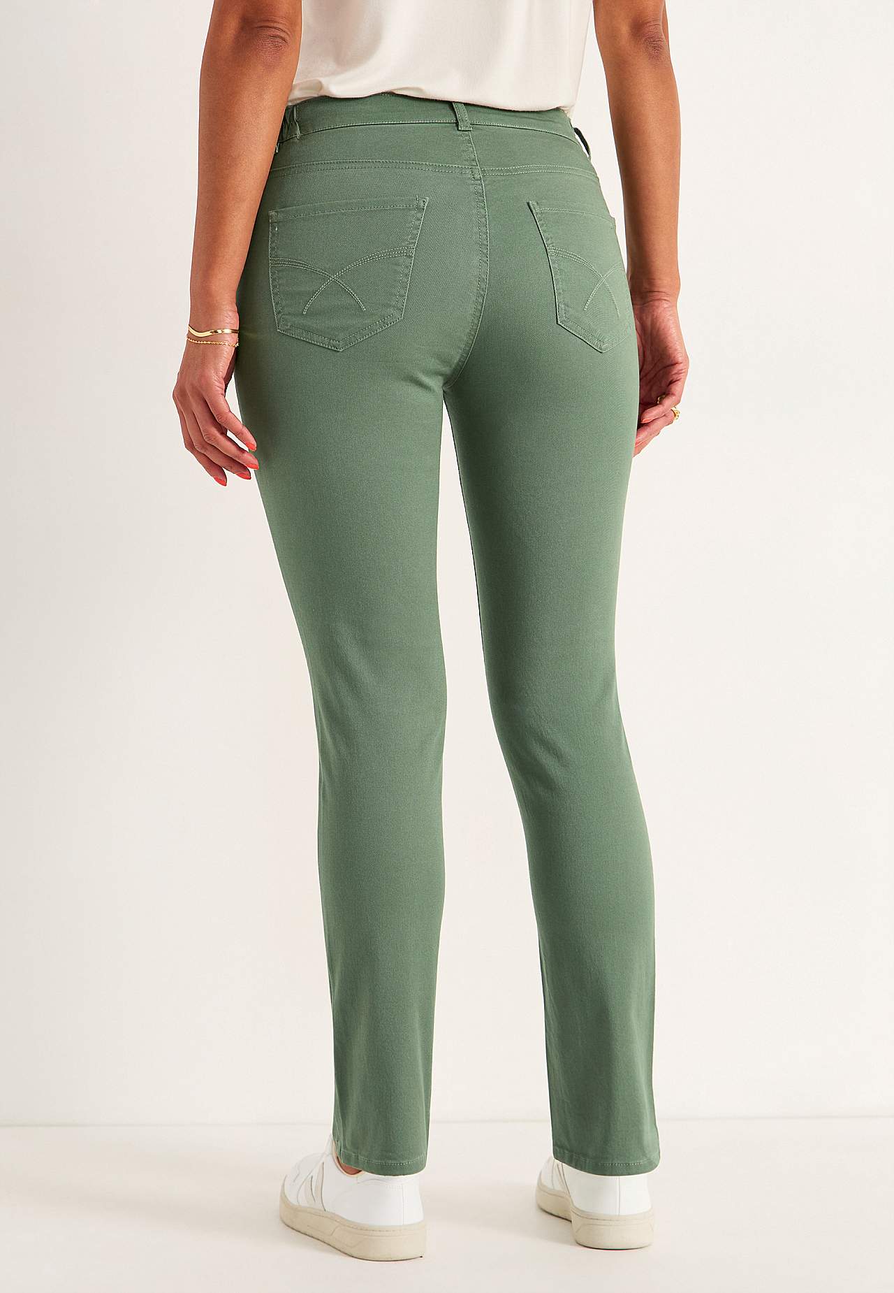 Jeans mit elastischem Bund