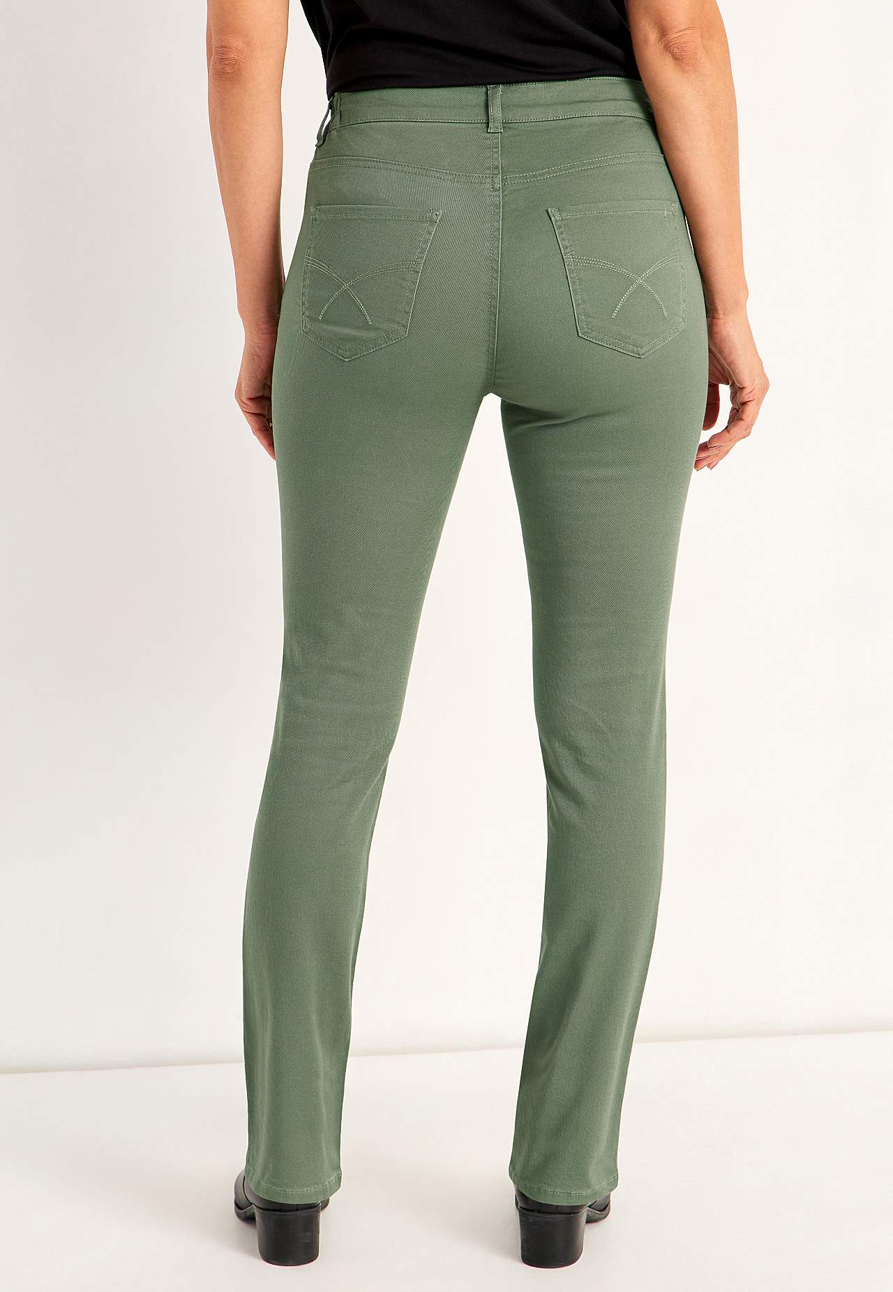 Jeans mit elastischem Bund