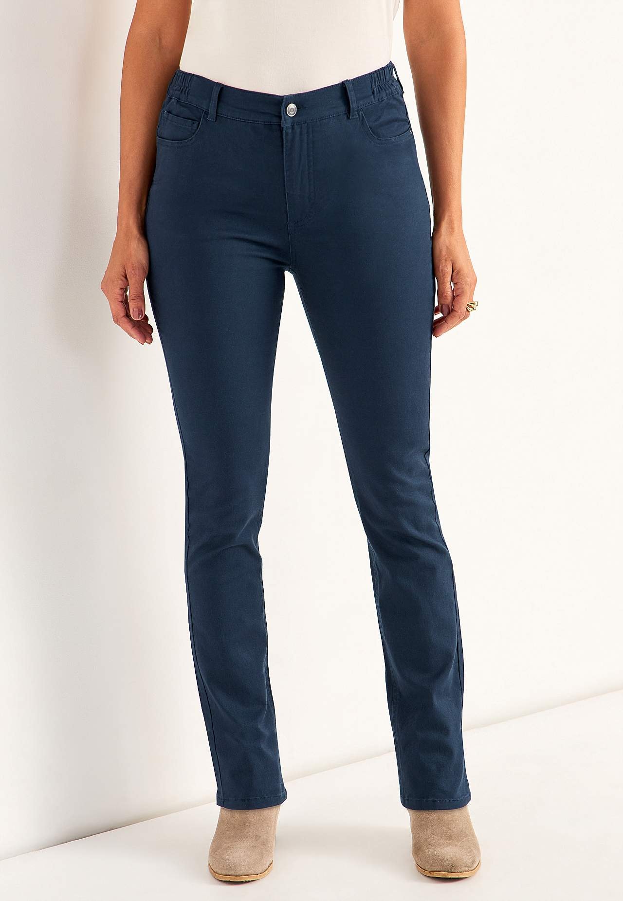 Jeans mit elastischem Bund