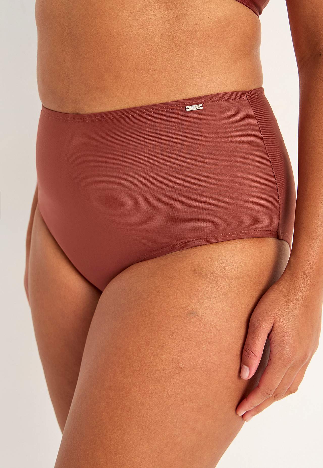Bikini-Unterteil mit hohem Bund