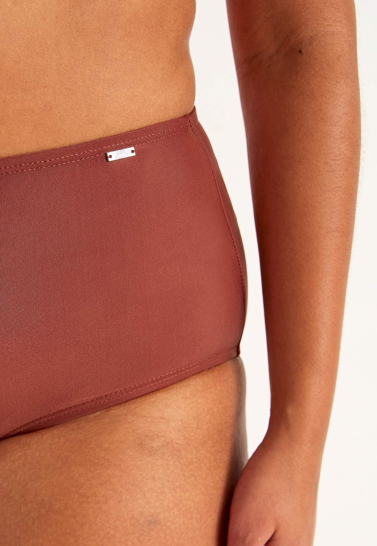 Bikini-Unterteil mit hohem Bund