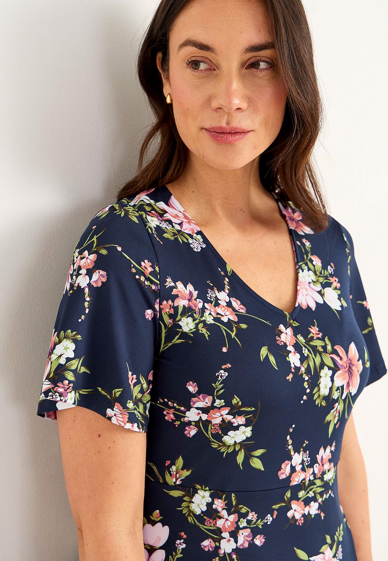 Jerseykleid mit einem Blumen-Muster