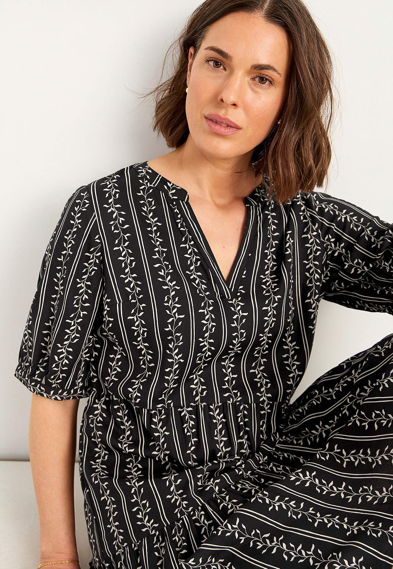 Kleid mit Volant