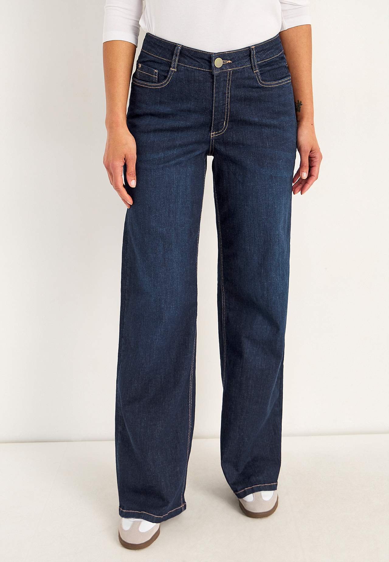 Breite, lange Jeans mit hoher Taille