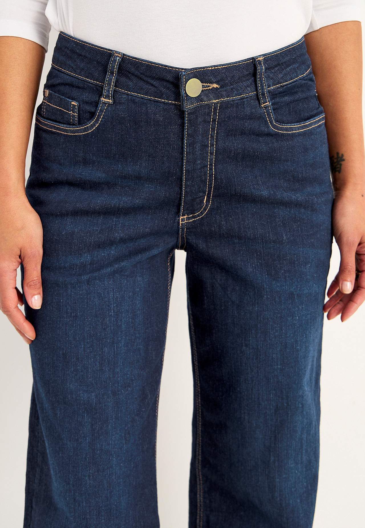 Breite, lange Jeans mit hoher Taille