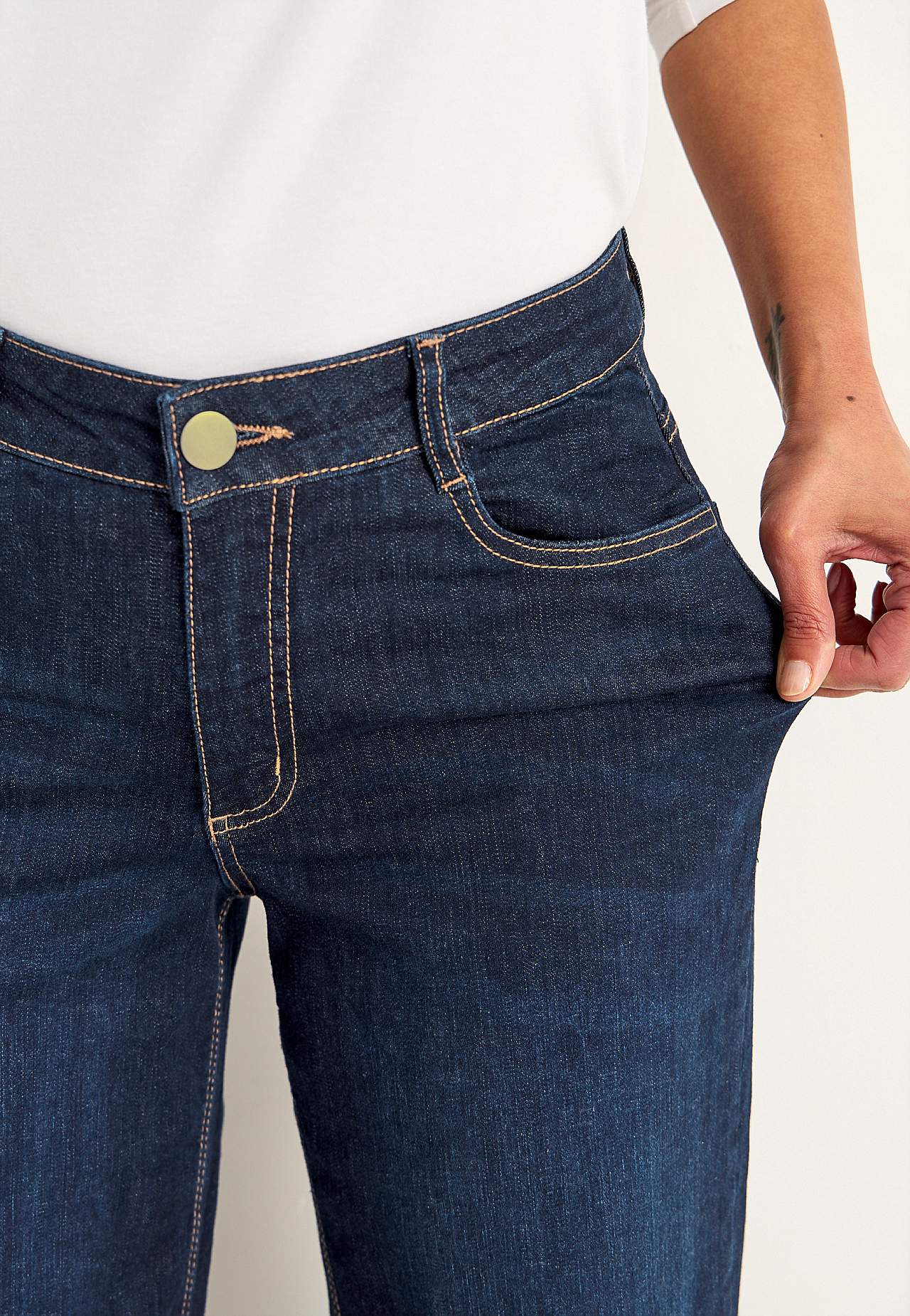 Breite, lange Jeans mit hoher Taille