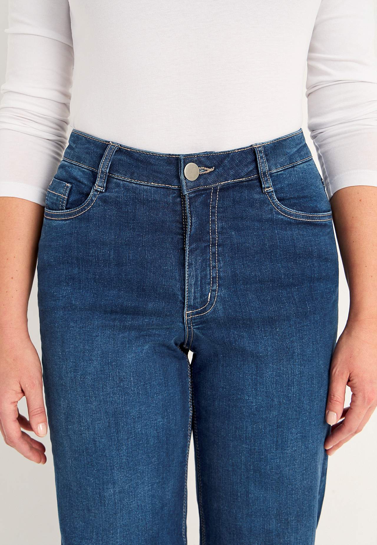 Breite, lange Jeans mit hoher Taille