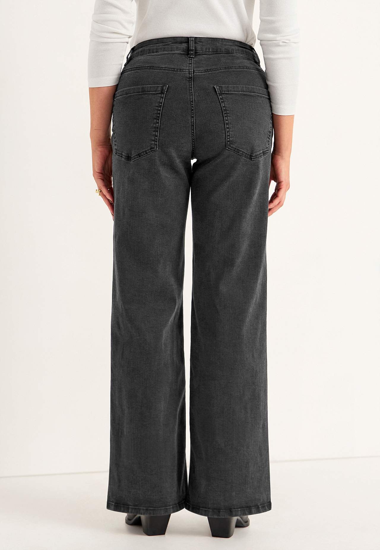 Breite, lange Jeans mit hoher Taille Renata