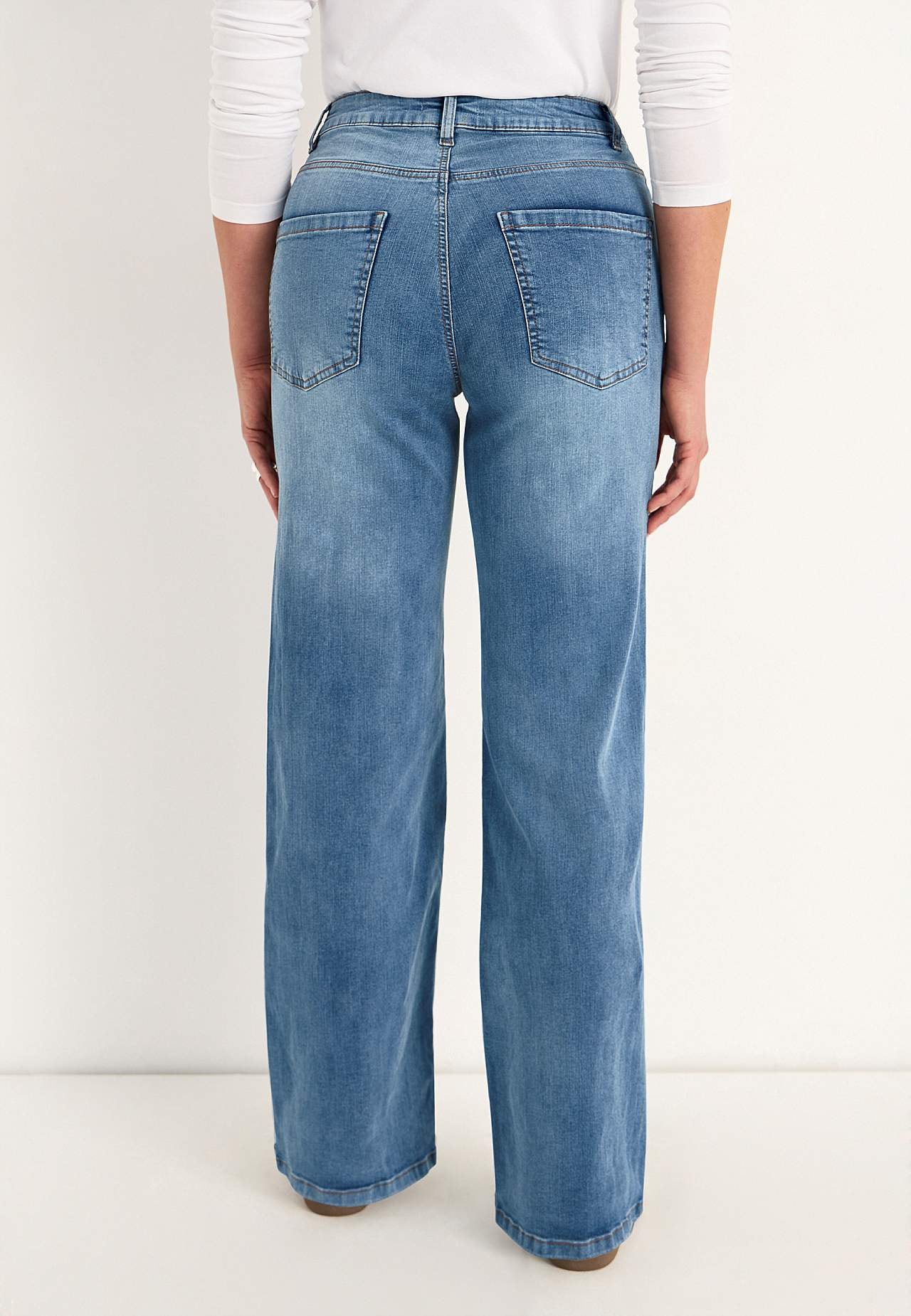 Breite, lange Jeans mit hoher Taille