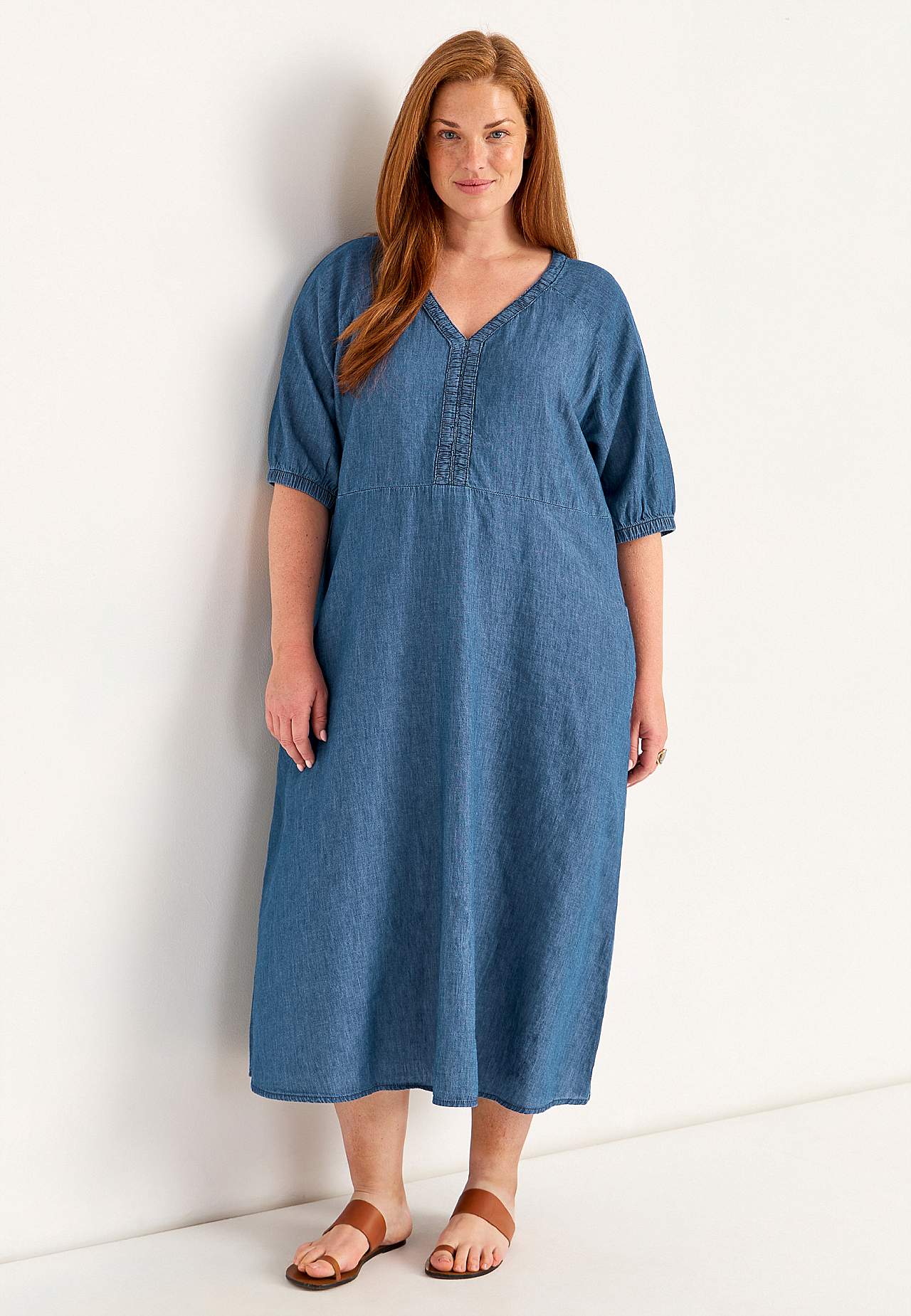 Jeanskleid mit Puffärmeln