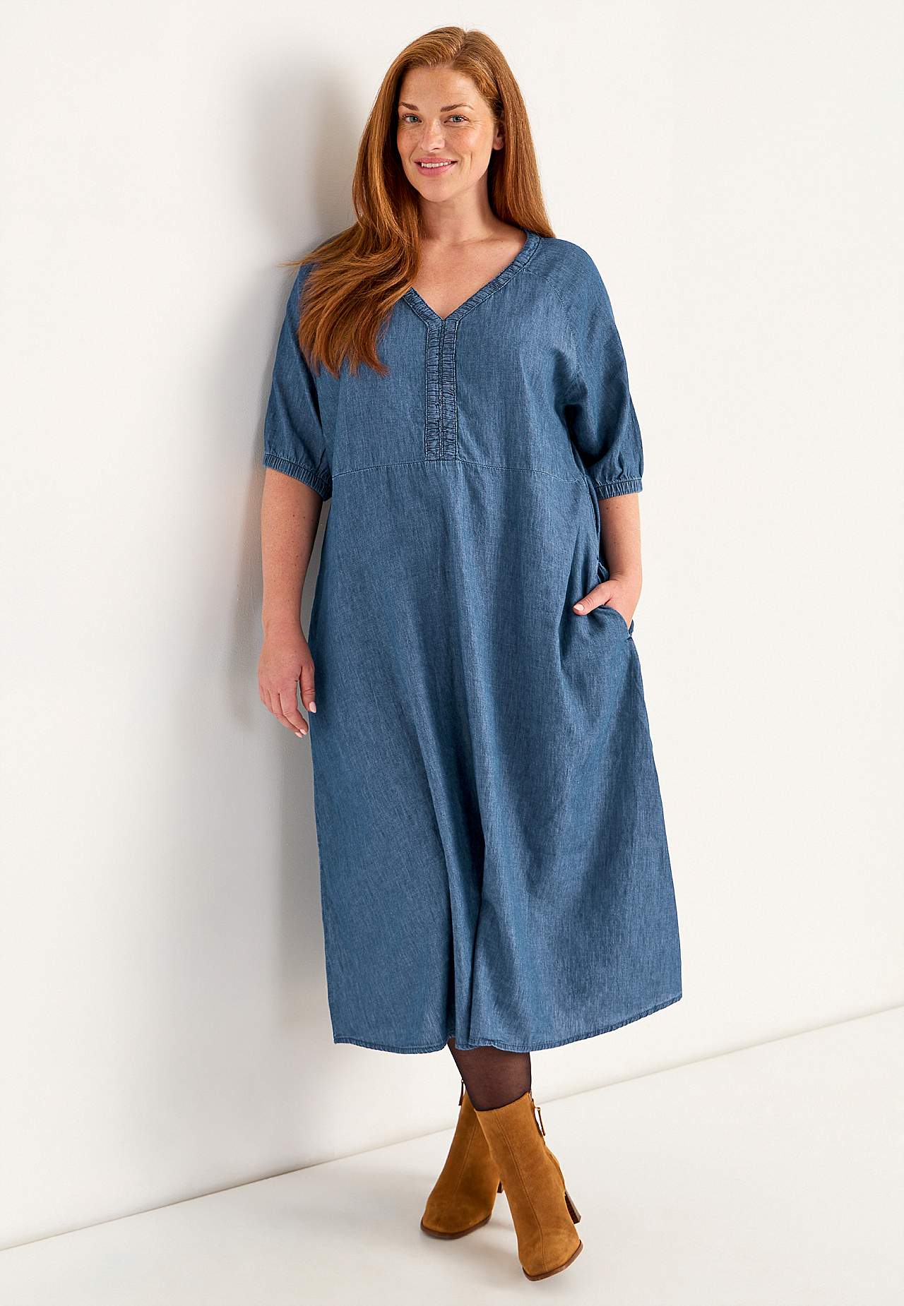 Jeanskleid mit Puffärmeln