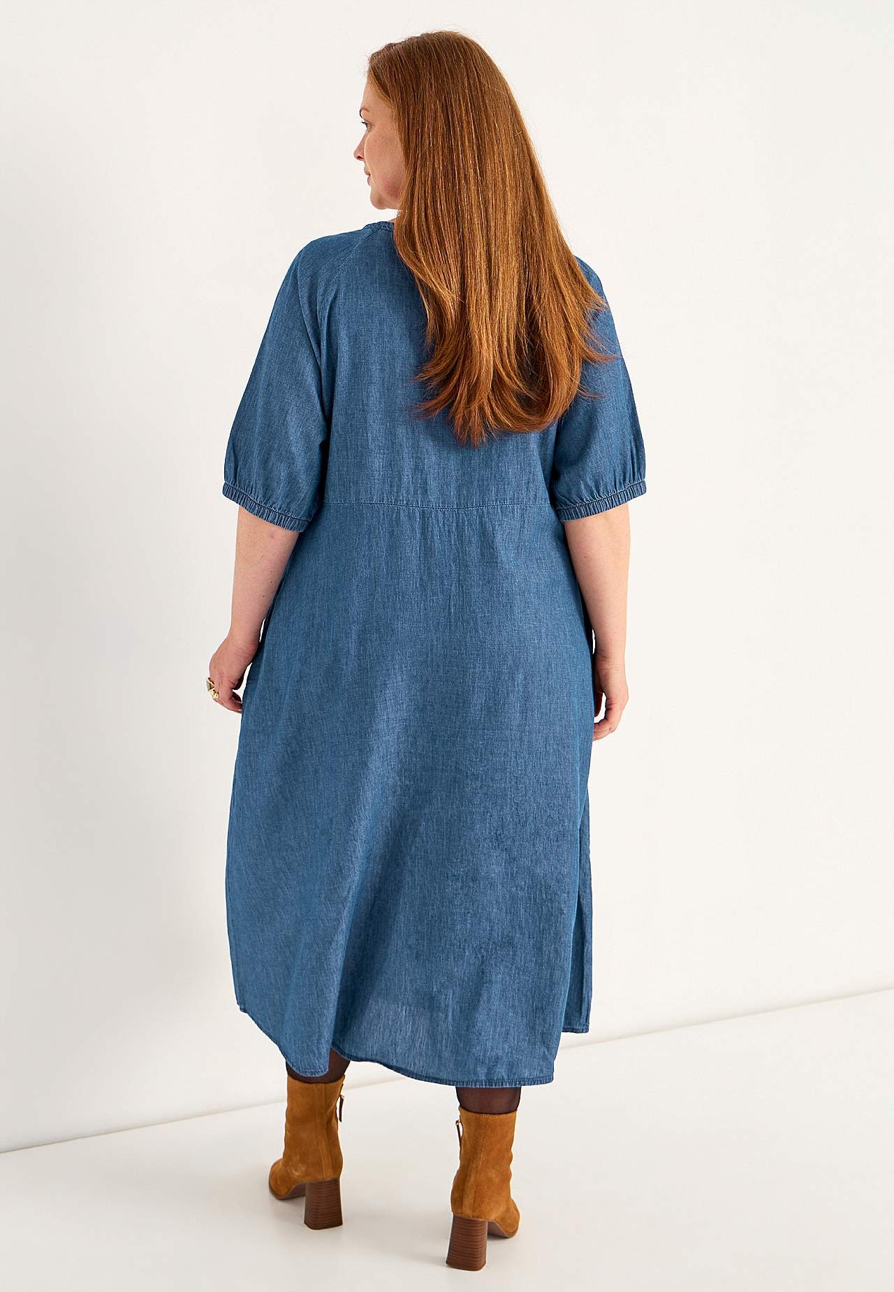 Jeanskleid mit Puffärmeln