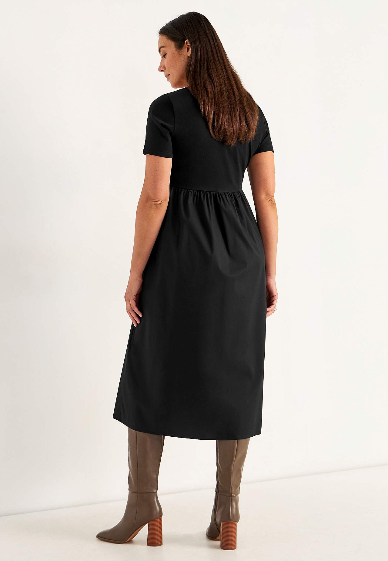 Kleid aus Popeline und Trikot