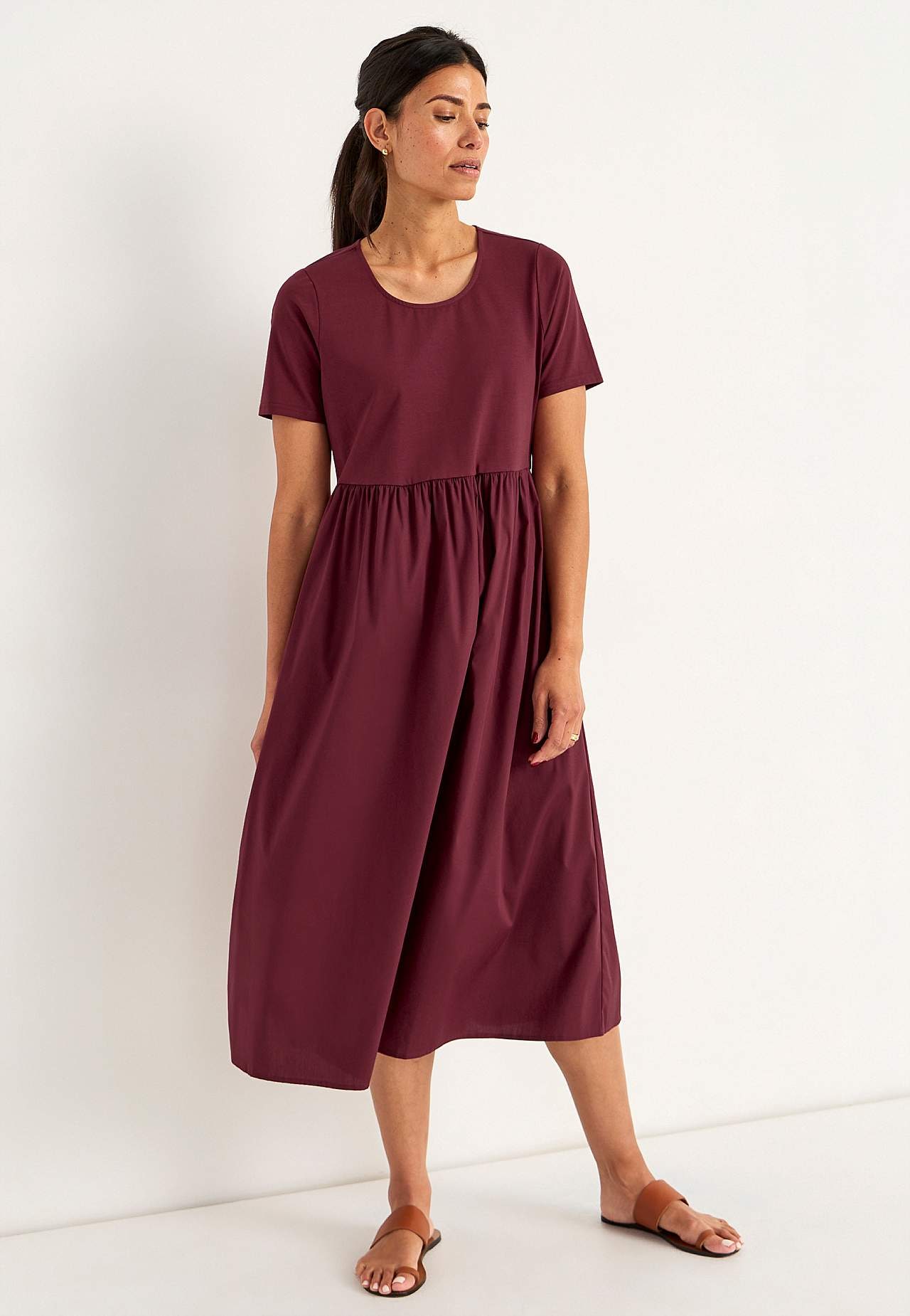 Kleid aus Popeline und Trikot