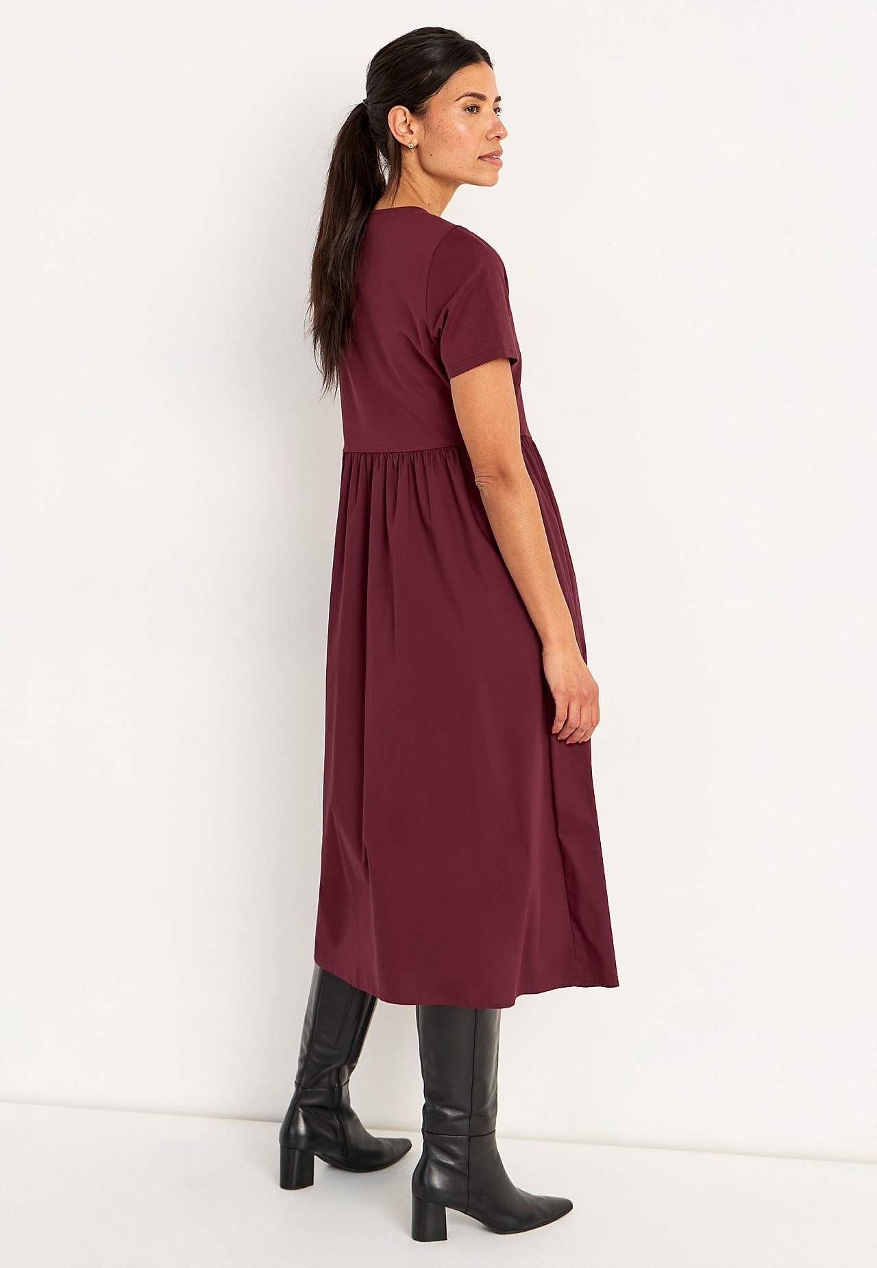 Kleid aus Popeline und Trikot