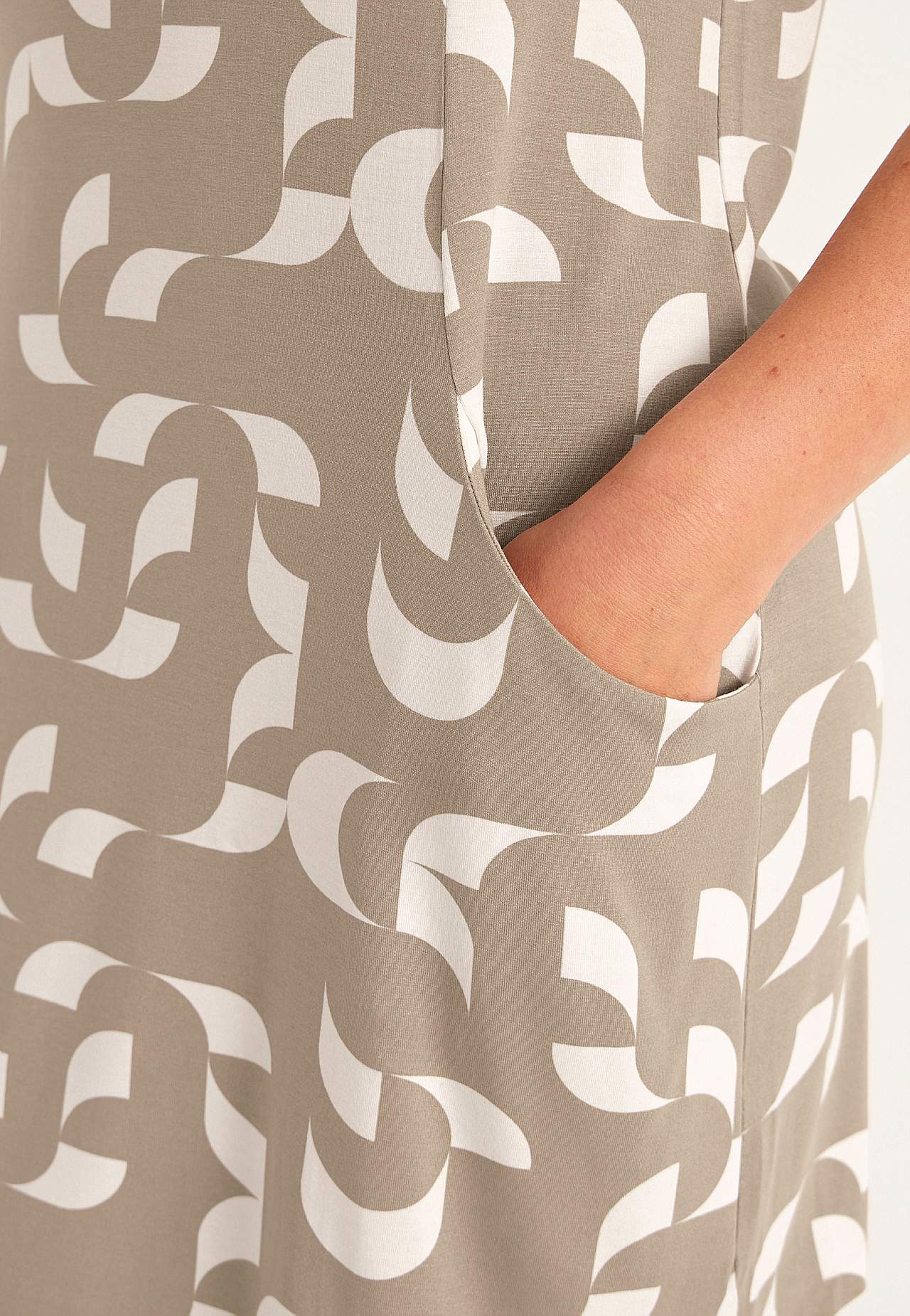 Gemusterte Tunika mit Taschen
